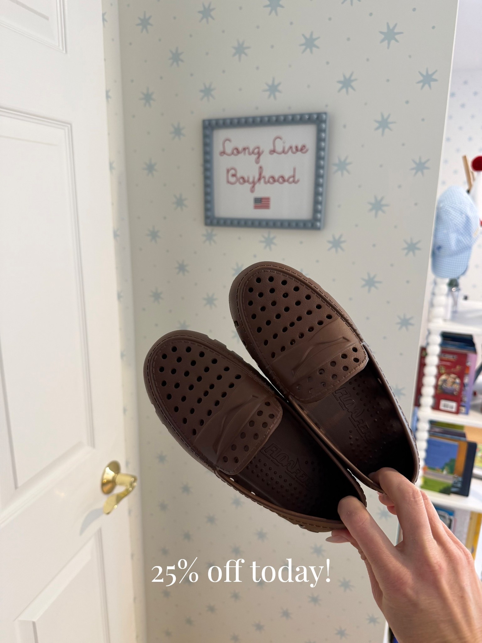 25% off Floafers today with code PASTELS 🤍
@DSW  

#LTKKids #LTKSaleAlert