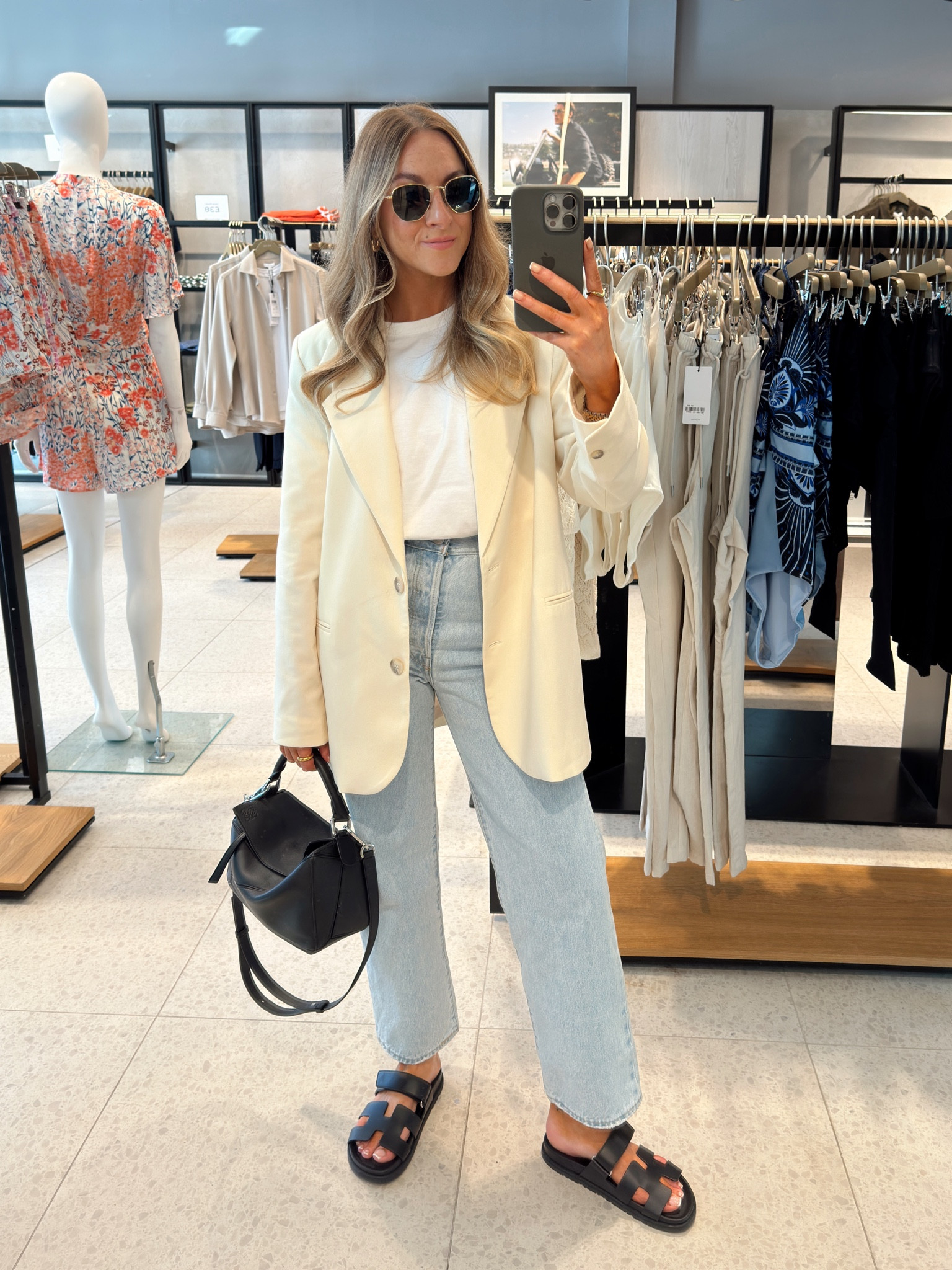 A simple jeans & a blazer outfit for the first warm day of the year 🙌🏻
This is my favourite kind of spring outfit! 

My blazer is old selected femme so I’ve linked the new version which is very very similar! I wear size 8

Jeans: 25 waist 27 leg
T-shirt: XS (oversized fit) 


#LTKstyletip #LTKSeasonal #LTKshoecrush