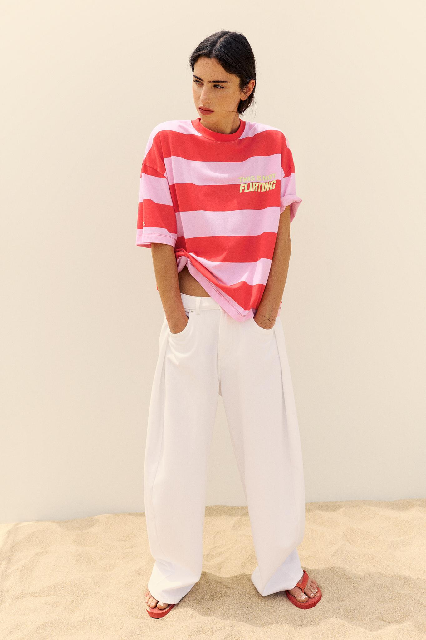 Oversize striped graphic T-shirt | Pull&Bear United Kingdom | PULL and BEAR UK