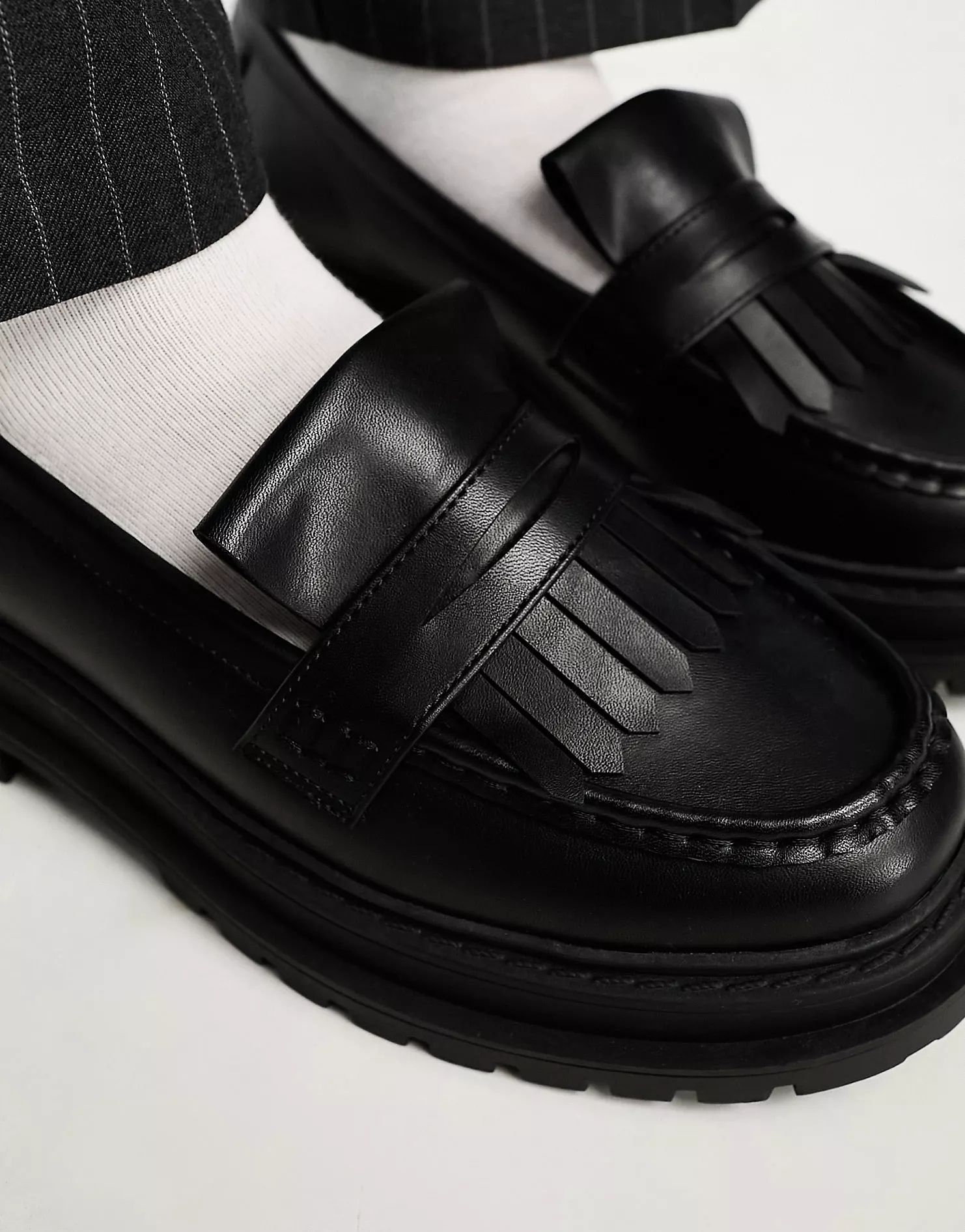 ASOS DESIGN Majesty chunky fringe loafer in black | ASOS (Global)