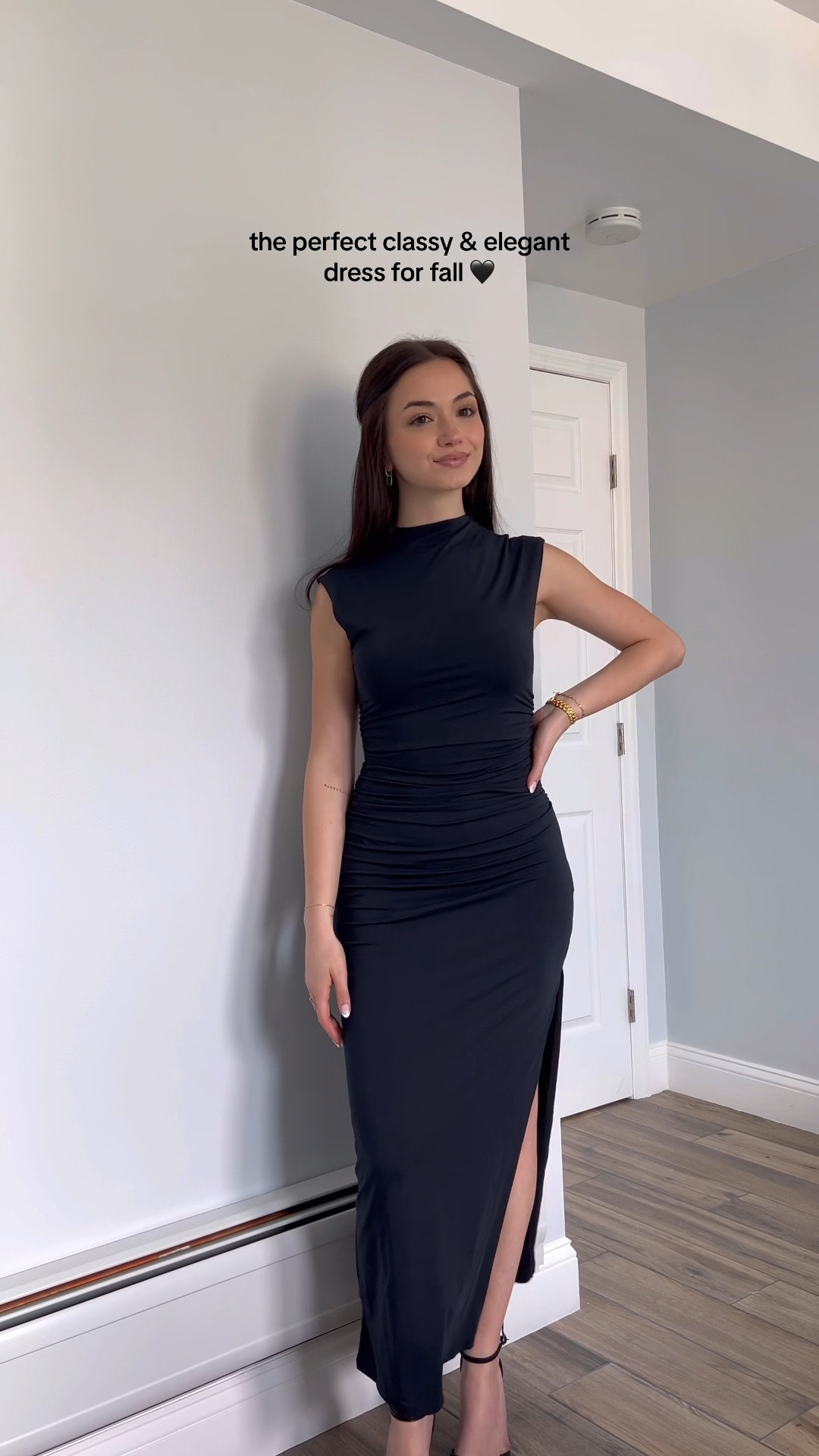 Wearing an XS in this Abercrombie dress 🖤

#LTKStyleTip #LTKSeasonal #LTKHoliday