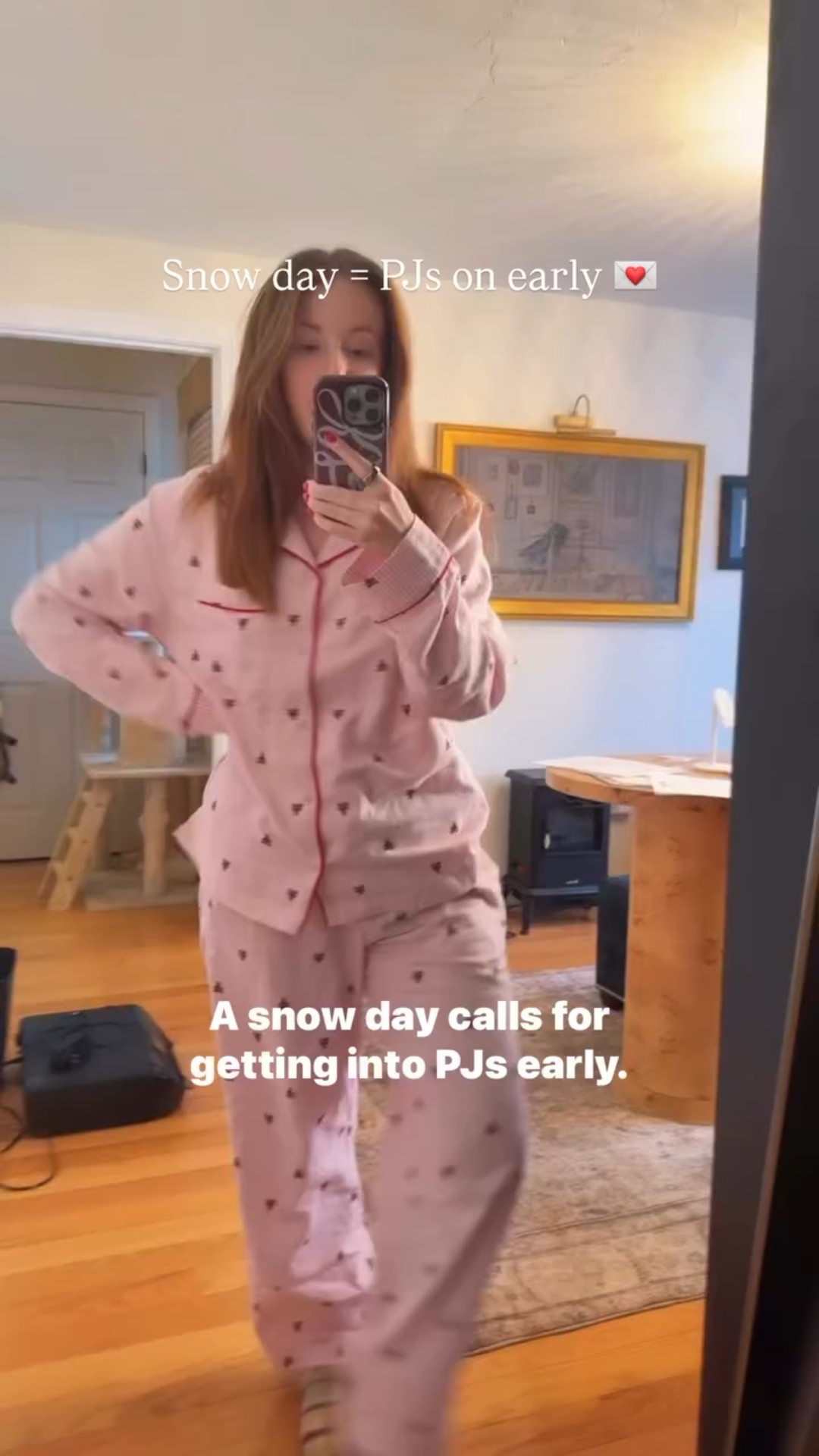 Snow day = PJs on early 💌 @gap @ltk.creators @shop.ltk Valentine’s Day pajamas 

#LTKFindsUnder100 #LTKootd