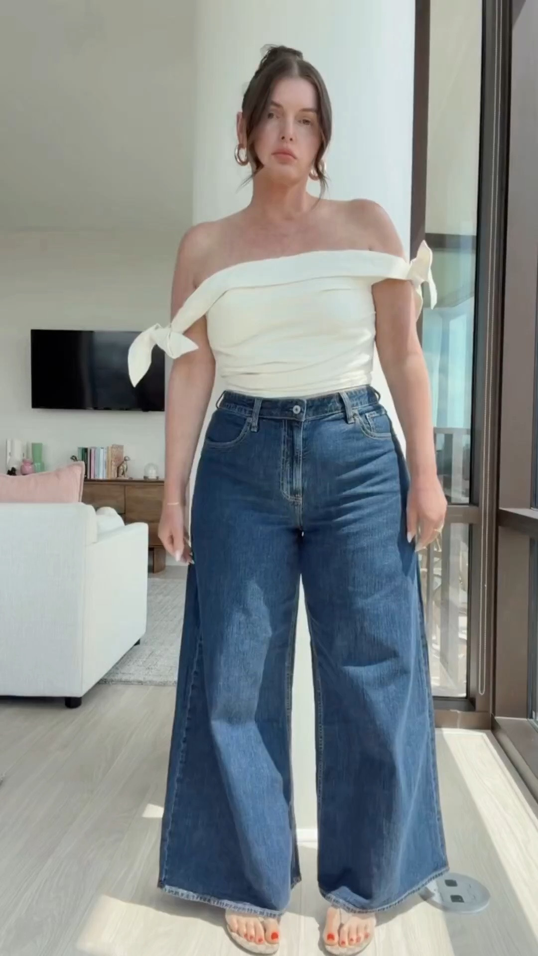 Ultra wide leg jeans are high rise, pretty stretchy and come in 3 lengths. Petite, regular & tall

#LTKxAbercrombie #LTKootd #LTKgrwm