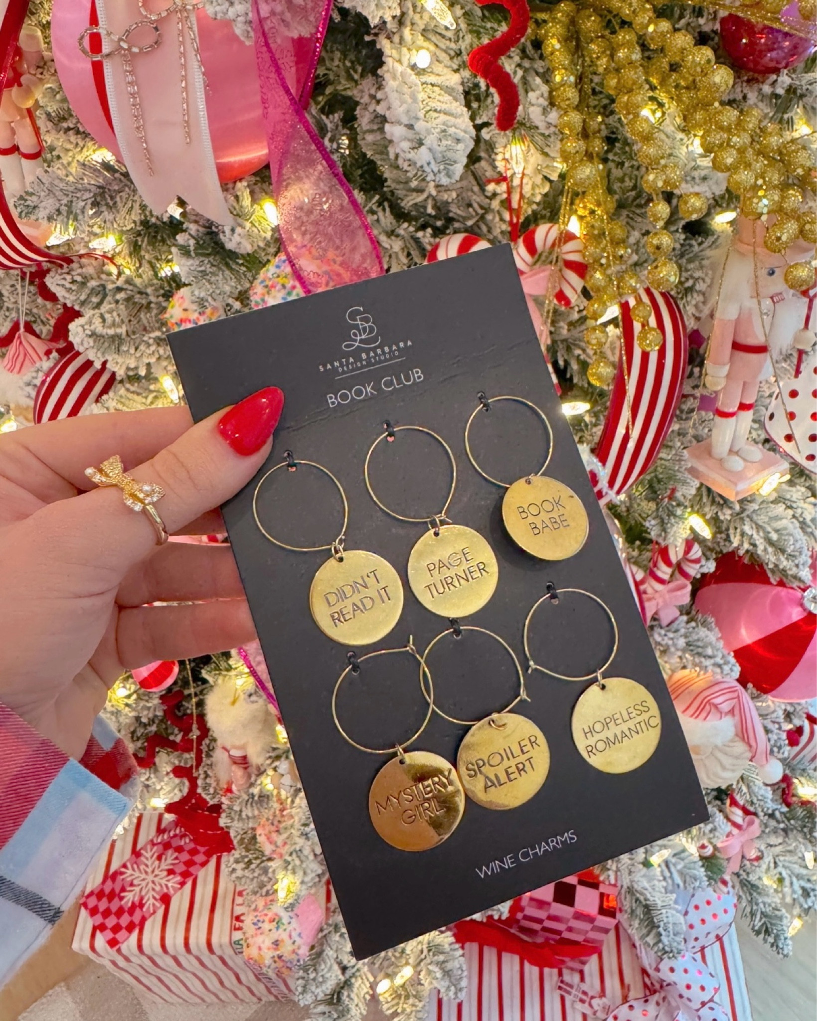 Amazon last minute gift idea 🎁 Fast 2 day shipping! Wine stem charms

Wine charms, stocking stuffers, Last minute gifts, gift ideas, amazon, Amazon gifts, Amazon gift ideas, Madison Payne 

#LTKHoliday #LTKGiftGuide #LTKSeasonal