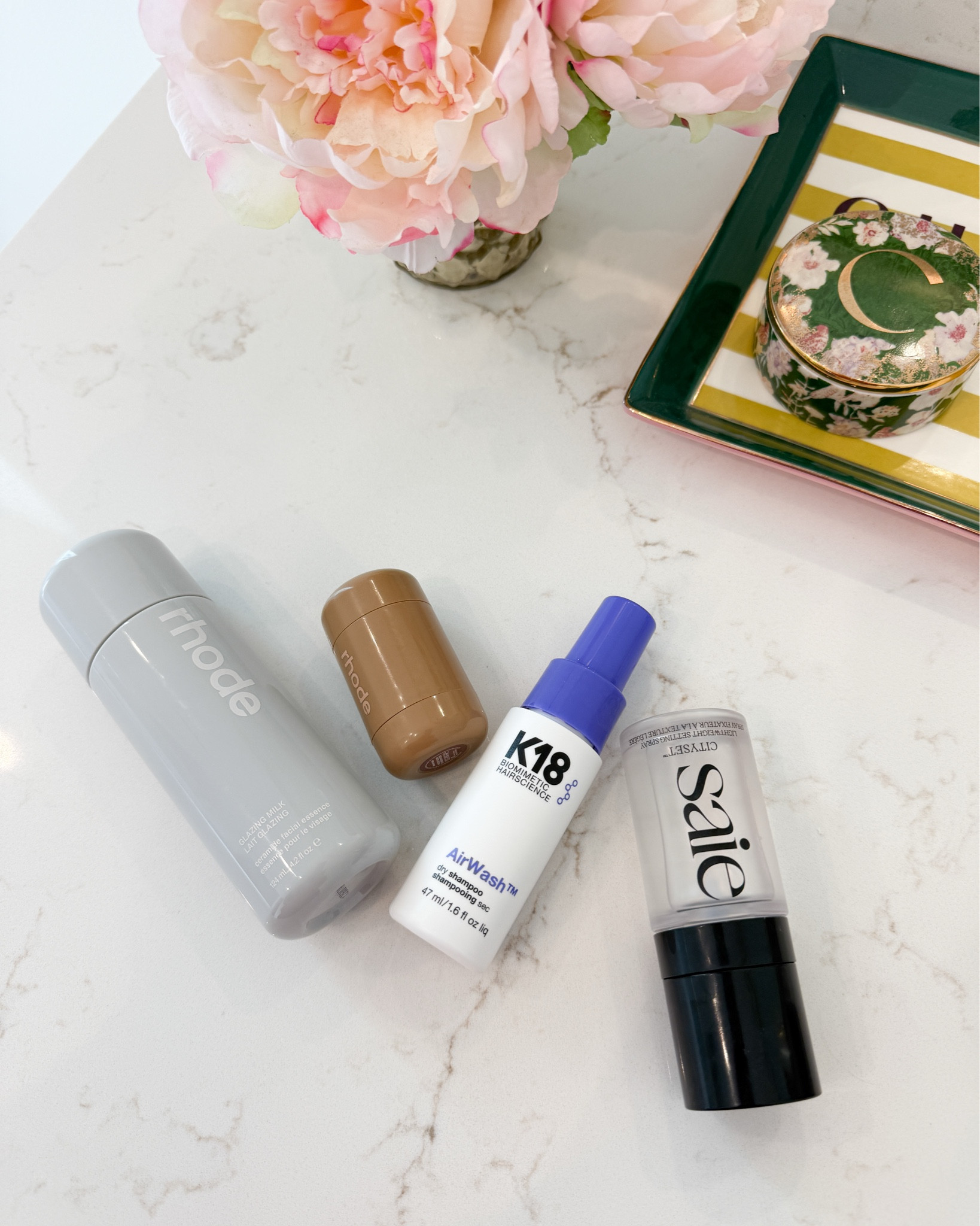 Beauty I kept reaching for in March.

Not the longest routine.
Not the most products.
Just the ones that actually worked.

A glazing milk that gives that soft, healthy glow.
A blush that warms everything up in seconds.
A dry shampoo that refreshes without buildup.
And a setting spray that locks it in — without feeling like it.

This is the kind of beauty I’m leaning into right now…
simple, skin-focused, and easy to repeat.

#LTKmorningroutine #LTKOver40 #LTKBeauty