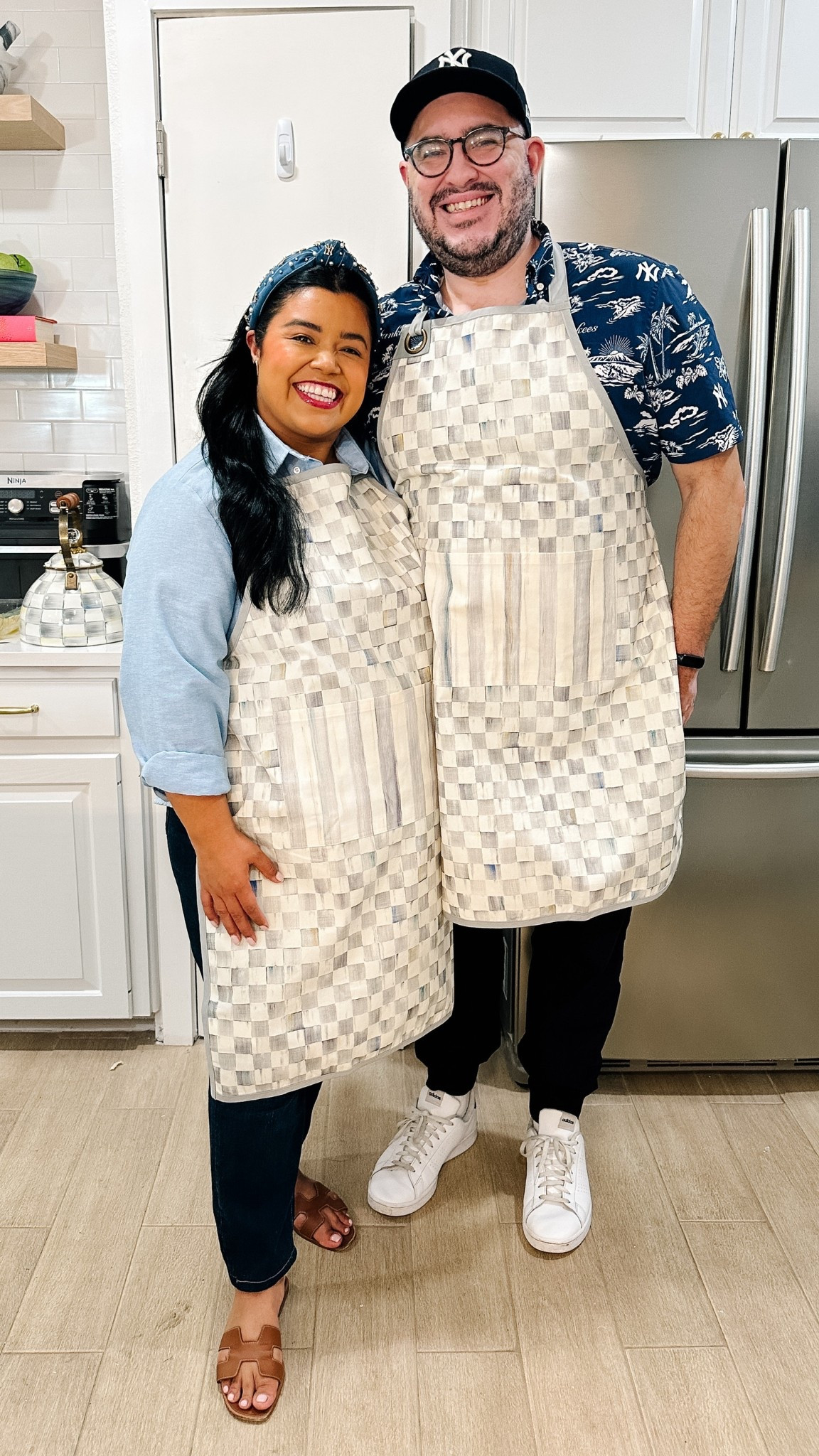 I cannot get enough of Mackenzie Childs. My favorite is the beautiful sterling check! 😍

Kitchen, Home decor, Home design, tea kettle, royal check, apron, colander, plus size fashion, size 18, jeans, house warming gift, wedding gift

#LTKPetite #LTKHome #LTKOver40