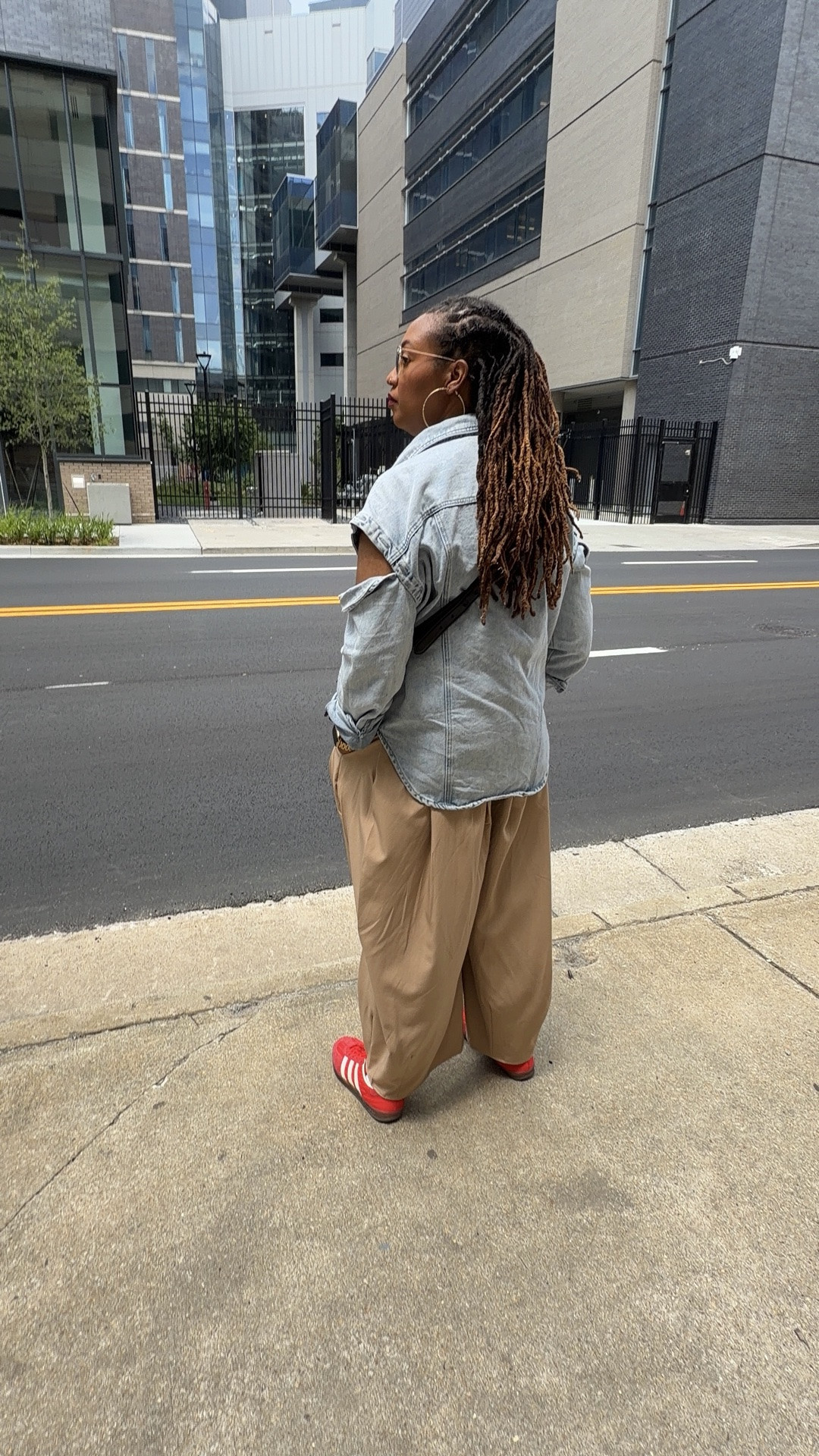 Comfy, cas, and cute! Off to an WNBA game 🏀

#LTKootd #LTKMidsize