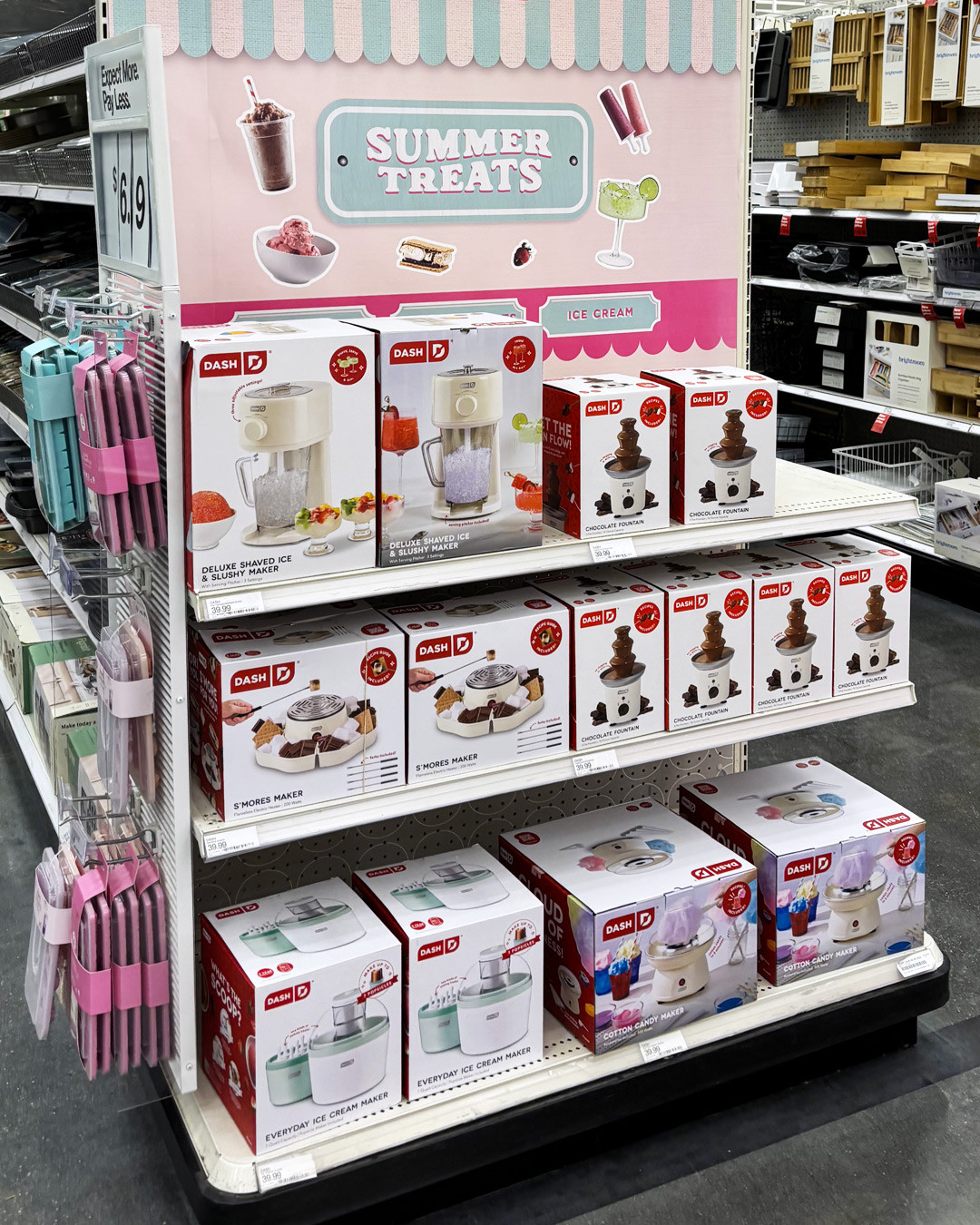 New Dash products are here 😍 Chocolate fountains, s’mores maker, ice cream maker and more

#targetstyle #targetfinds #targetlove

 

 #LTKHome