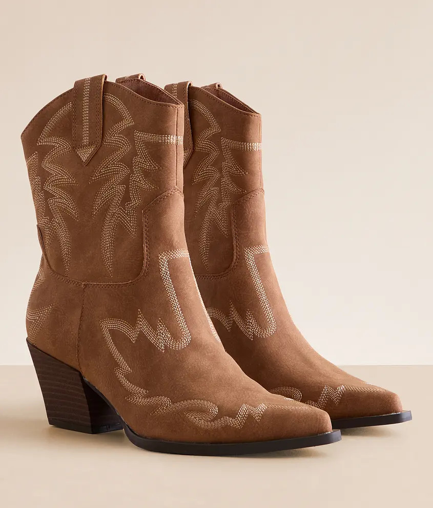 Nantes Western Ankle Boot | Buckle