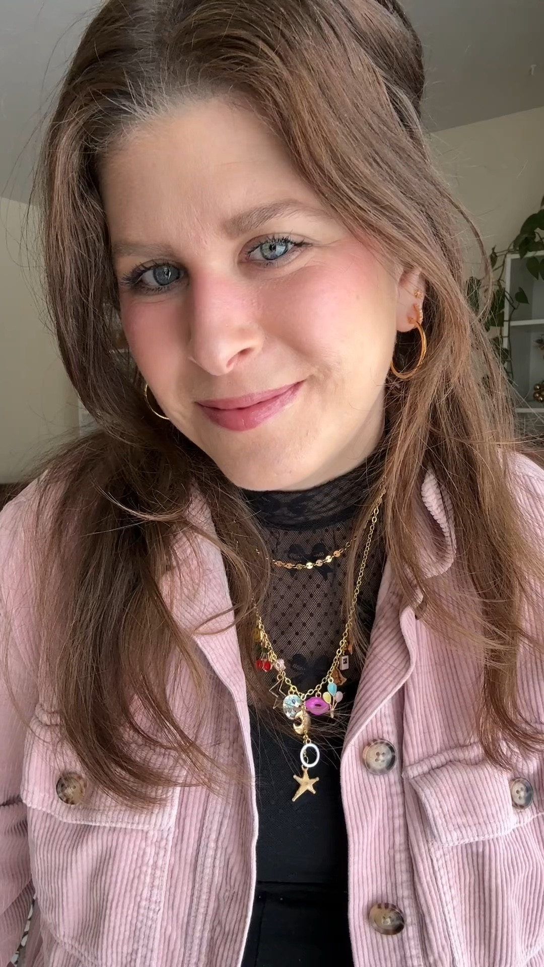 Layers on layers 🩷🖤

#LTKStyleTip #LTKSeasonal #LTKPetite