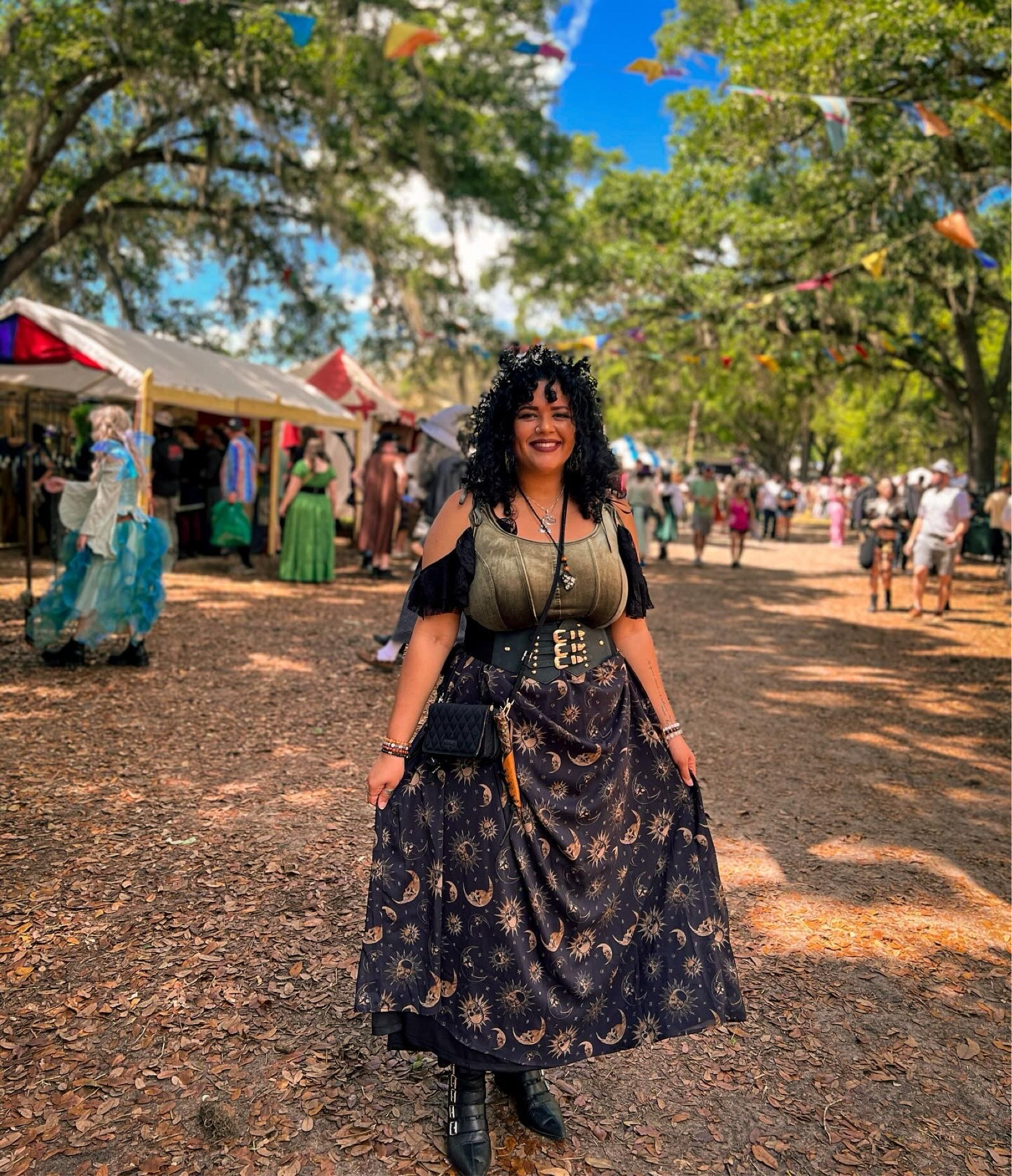 Ren Faire Witchy Outfit

#LTKmidsize #LTKstyletip #LTKFestival