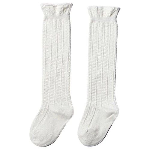 Cable knit socks in white | ChubbyBubbyBear