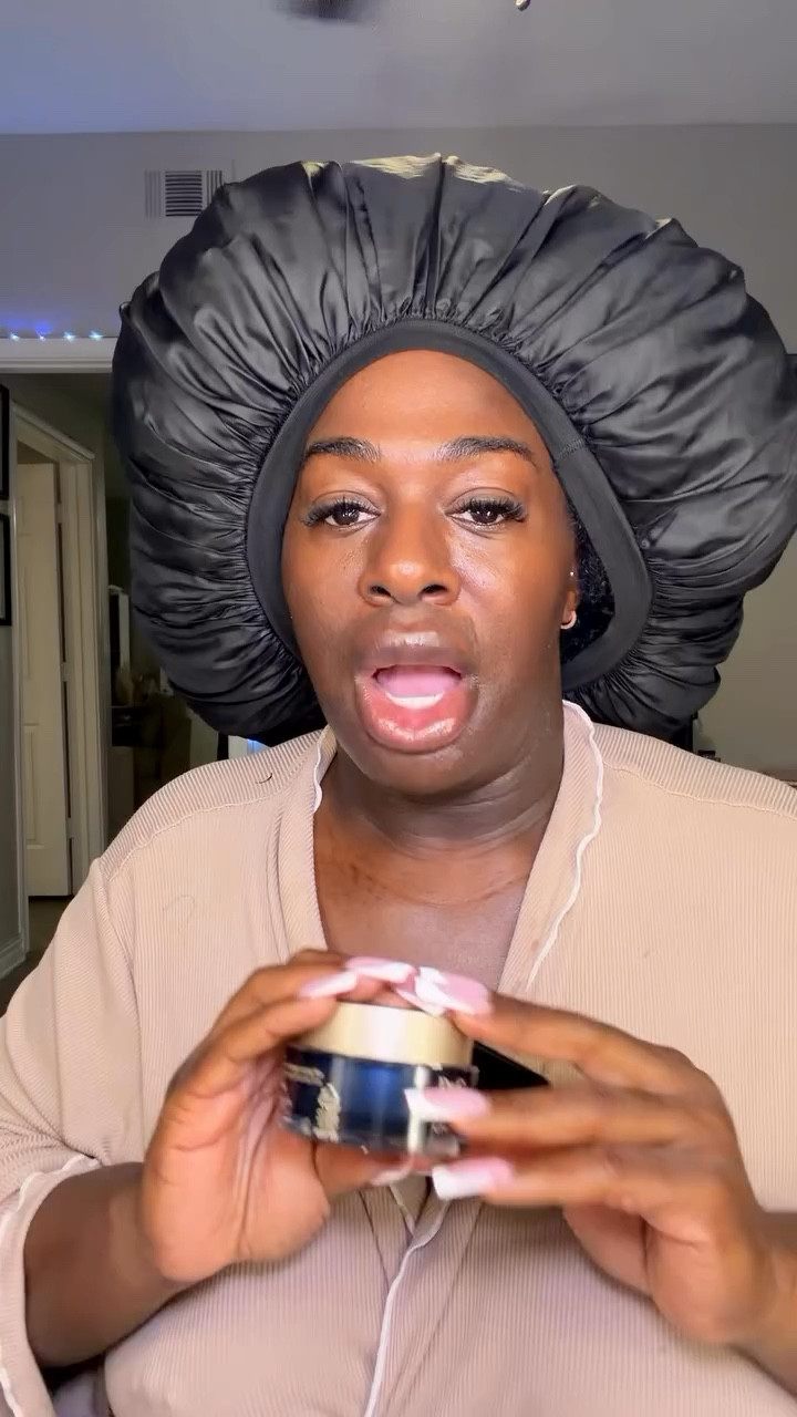 Snail mucin, but make it luxury skincare ✨ I’ve been loving the Black Snail Cream from @dr.g_official_global for deep moisture, smoother texture, and that firm, youthful look. It helps brighten dull skin, support elasticity, and lock in hydration as the last step of my routine. Trust the science, trust the glow. 🐌💧

#skincare 
#snailmucin 
#AntiAgingSkincare
#BrightSkinRoutine
#hydratedskin