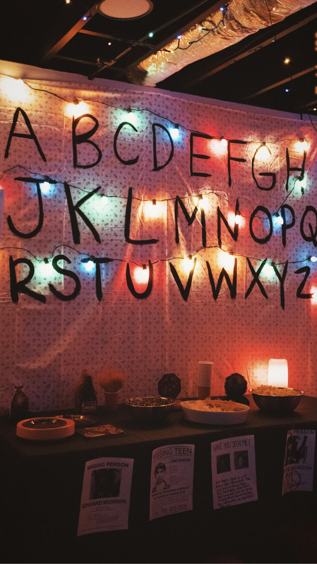 Easy Stranger Things Party! 🖤❤️🎉