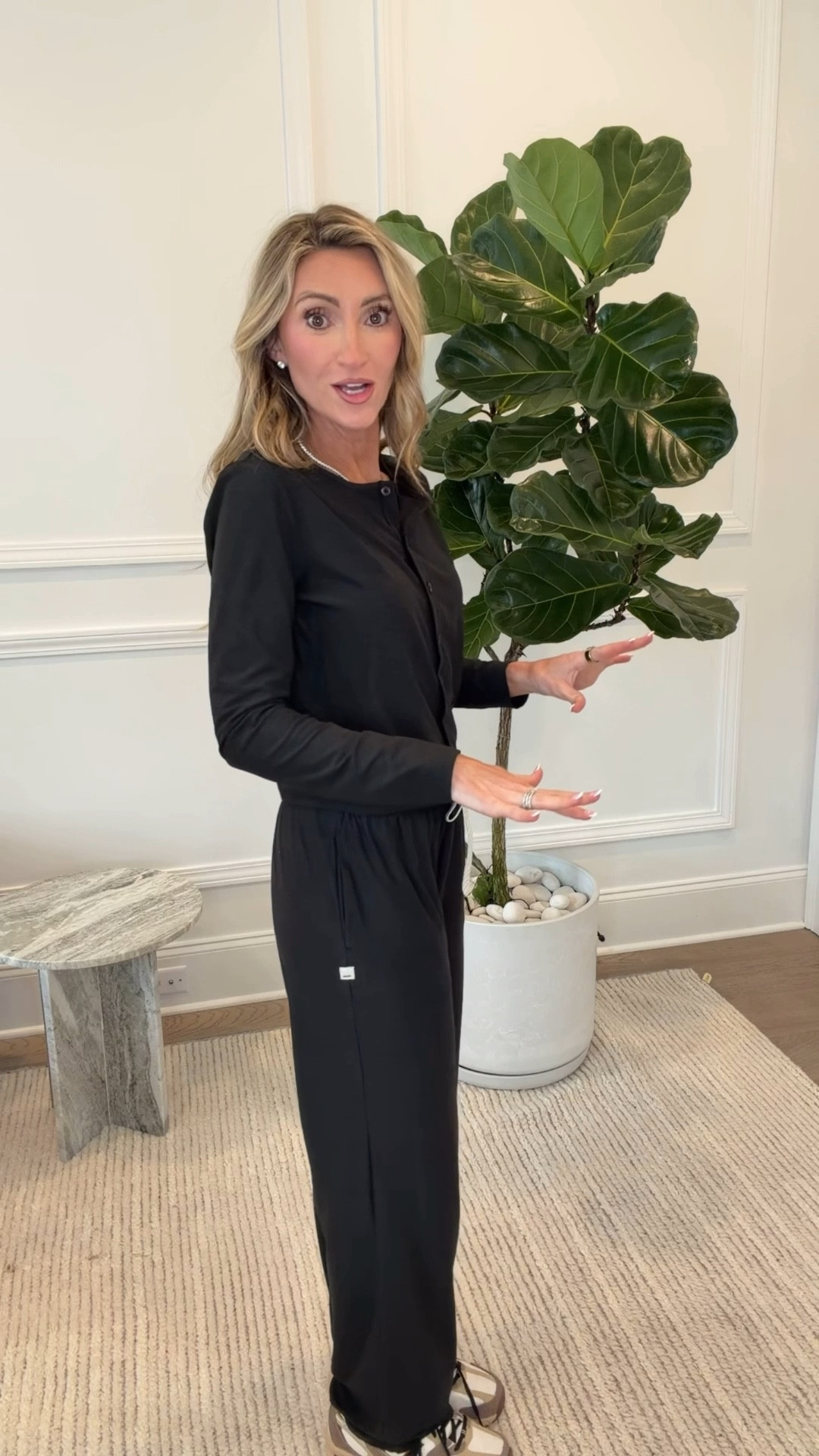 I can’t believe this set isn’t actually Vuori?! The best look for less from Amazon

#LTKmomlife #LTKootd #LTKgrwm