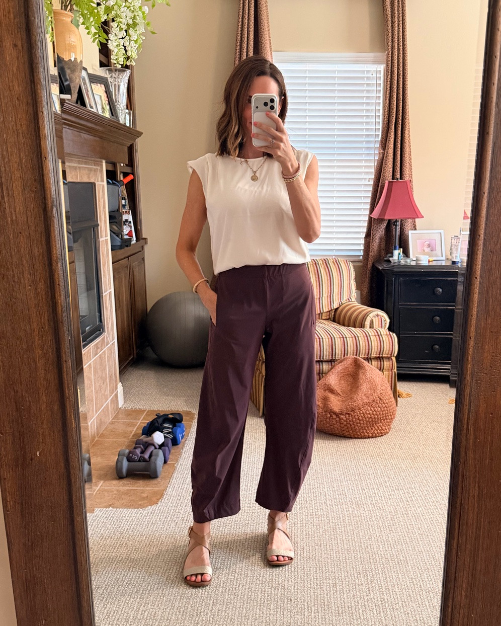 I had to try the “viral” barrel pant and i love them.  What can I say.  The rumors about these pants being fabulous are real.  They are incredibly comfortable, stretchy, lightweight and cute.  True to size.

#LTKootd #LTKActive #LTKOver40