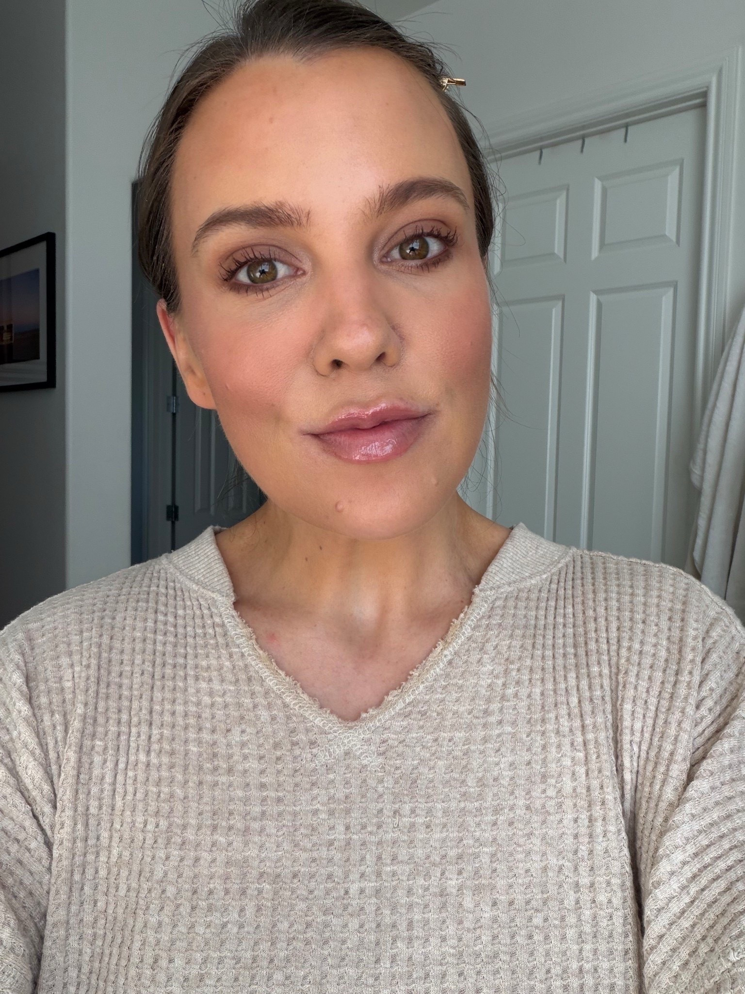 I am loving this new glowy foundation from Dior and this mascara is the best ever!

Dior Foundation 2W0
Mascara brown


Foundation, beauty, mascara, foundation 



#LTKBeauty