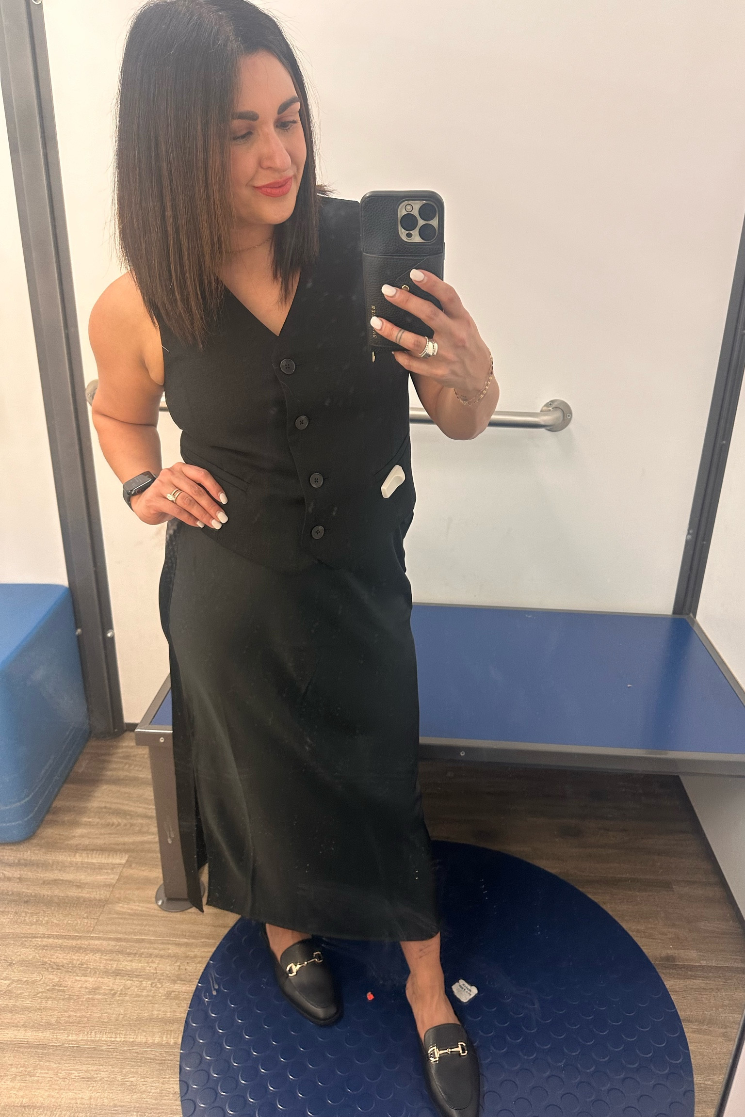 I love this shirt vest. There’s multiple ways to wear it. It’s a little cropped so you might like a high waisted option 💁🏽‍♀️

Follow my shop @RetailBree on the @shop.LTK app to shop this post and get my exclusive app-only content!

#liketkit #LTKfindsunder100 #LTKparties #LTKstyletip
@shop.ltk
https://liketk.it/4DDue

#LTKworkwear #LTKparties #LTKstyletip