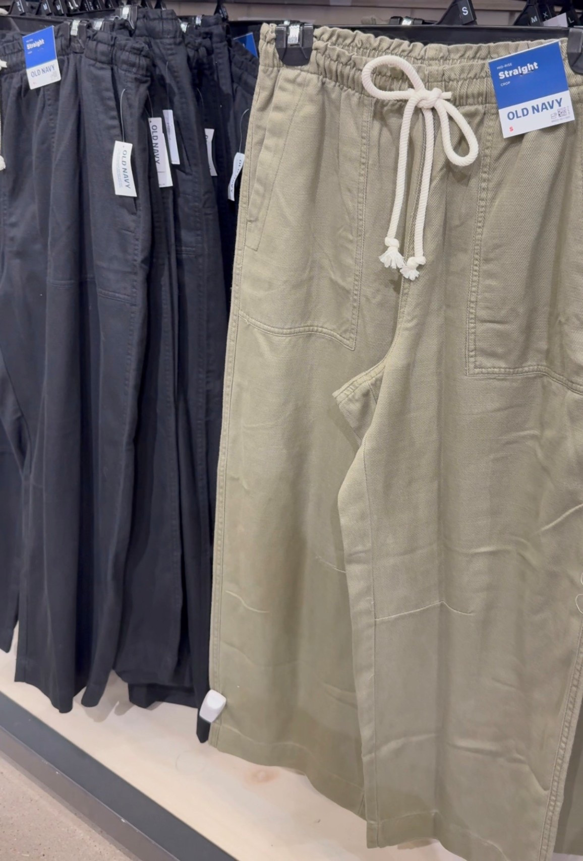 Old navy pants ✨ perfect for spring weather 

#LTKSeasonal #LTKSpringSale