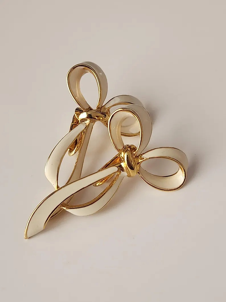 Vintage Gold Tone Cream Enamel Bow Clip on Earrings - Etsy | Etsy (US)