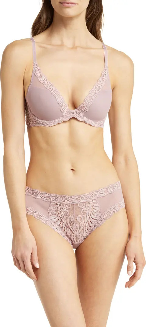 Feathers Underwire Contour Bra | Nordstrom