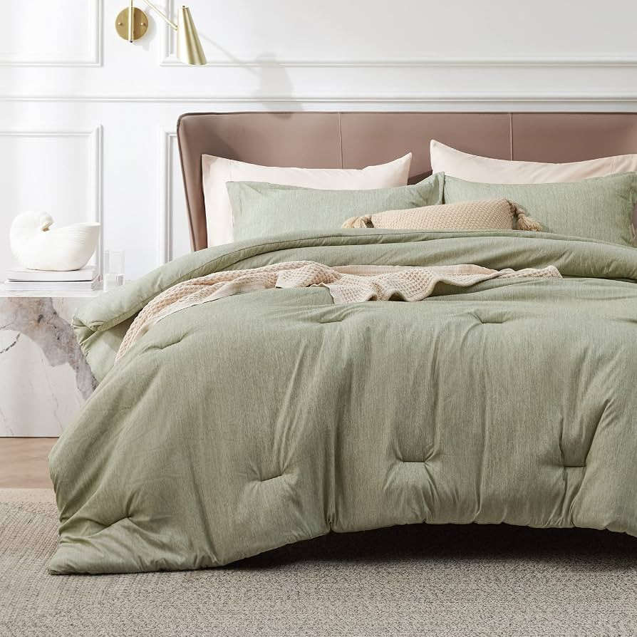 Bedsure Oversized King Comforter Set - Olive Green Soft Bedding for All Seasons, Cationic Dyed Be... | Amazon (US)