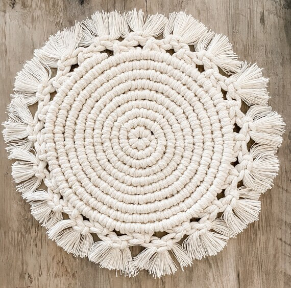 Round Placemat/charger Handmade Macrame Natural/white Cotton | Etsy | Etsy (US)