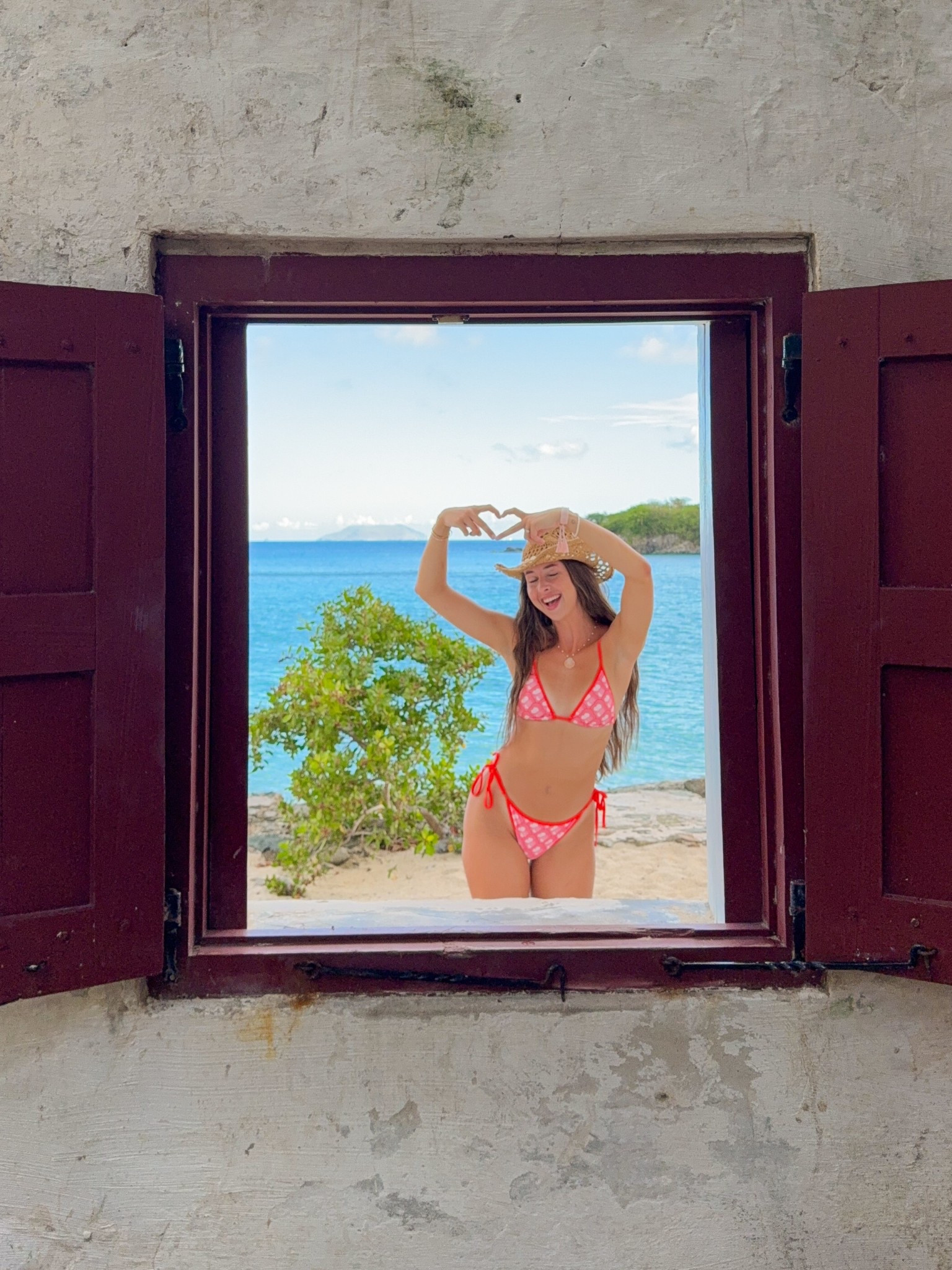 Use code VG20 for $$ off Honey Swim new collection!

#LTKSeasonal #LTKSwim