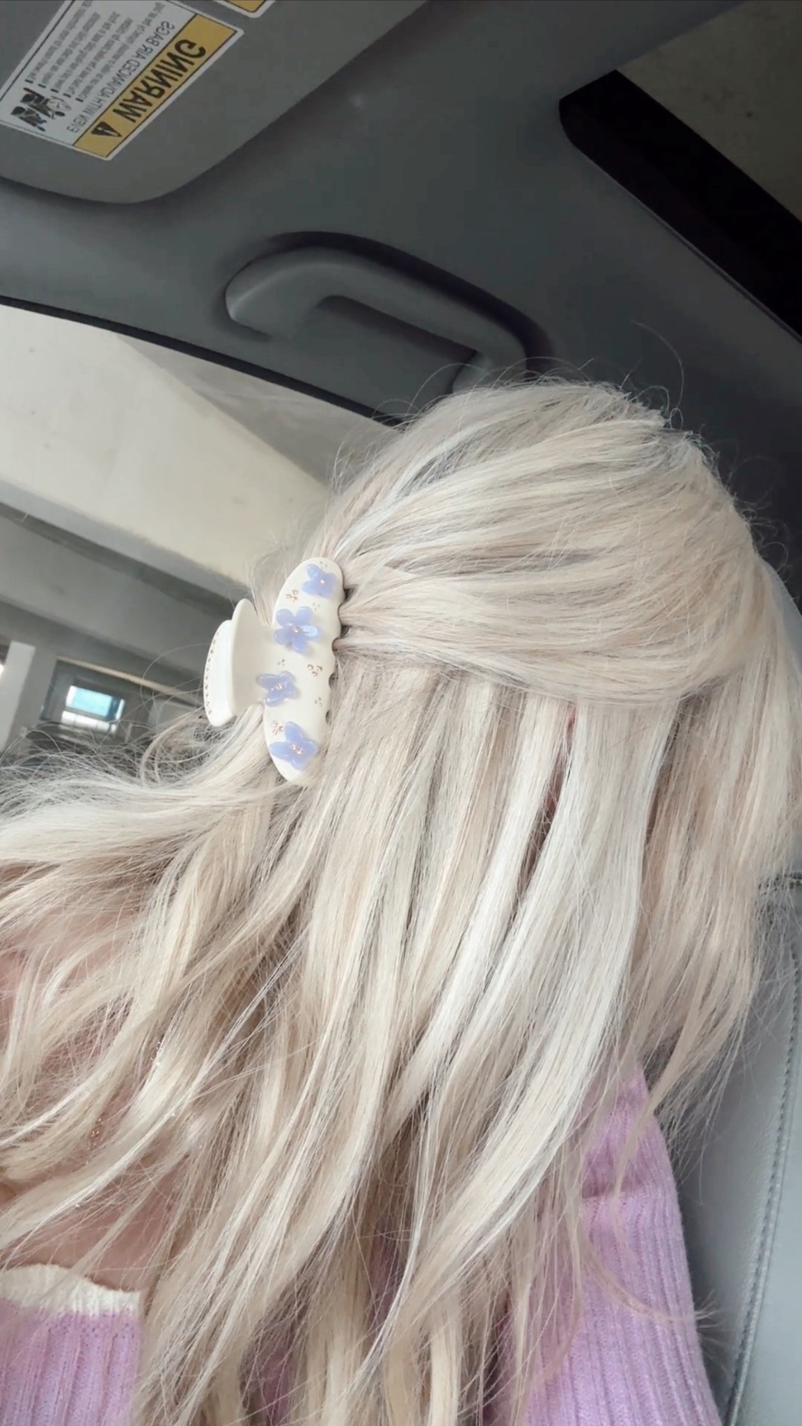 Claw clip today! 

#LTKSpringSale #LTKBeauty #LTKootd