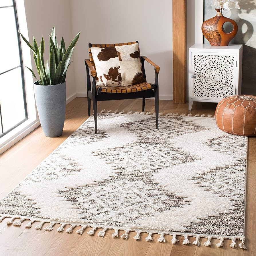 SAFAVIEH Moroccan Tassel Shag Collection Area Rug - 6'7" x 9'2", Ivory & Brown, Boho Design, Non-... | Amazon (US)