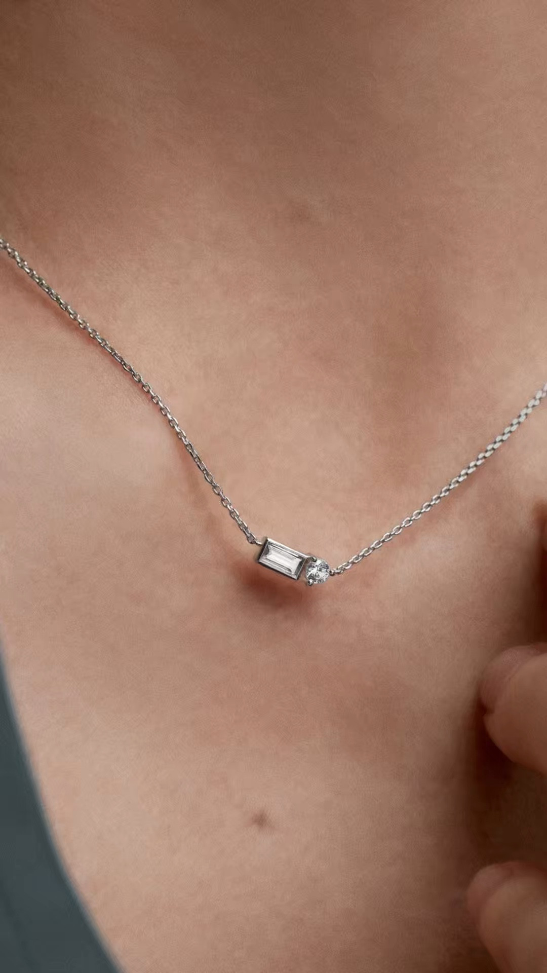 Lab Grown Sapphire Baguette Round Necklace
$98
16-18 Inches 

#LTKWatchNow #LTKStyleTip #LTKGiftGuide