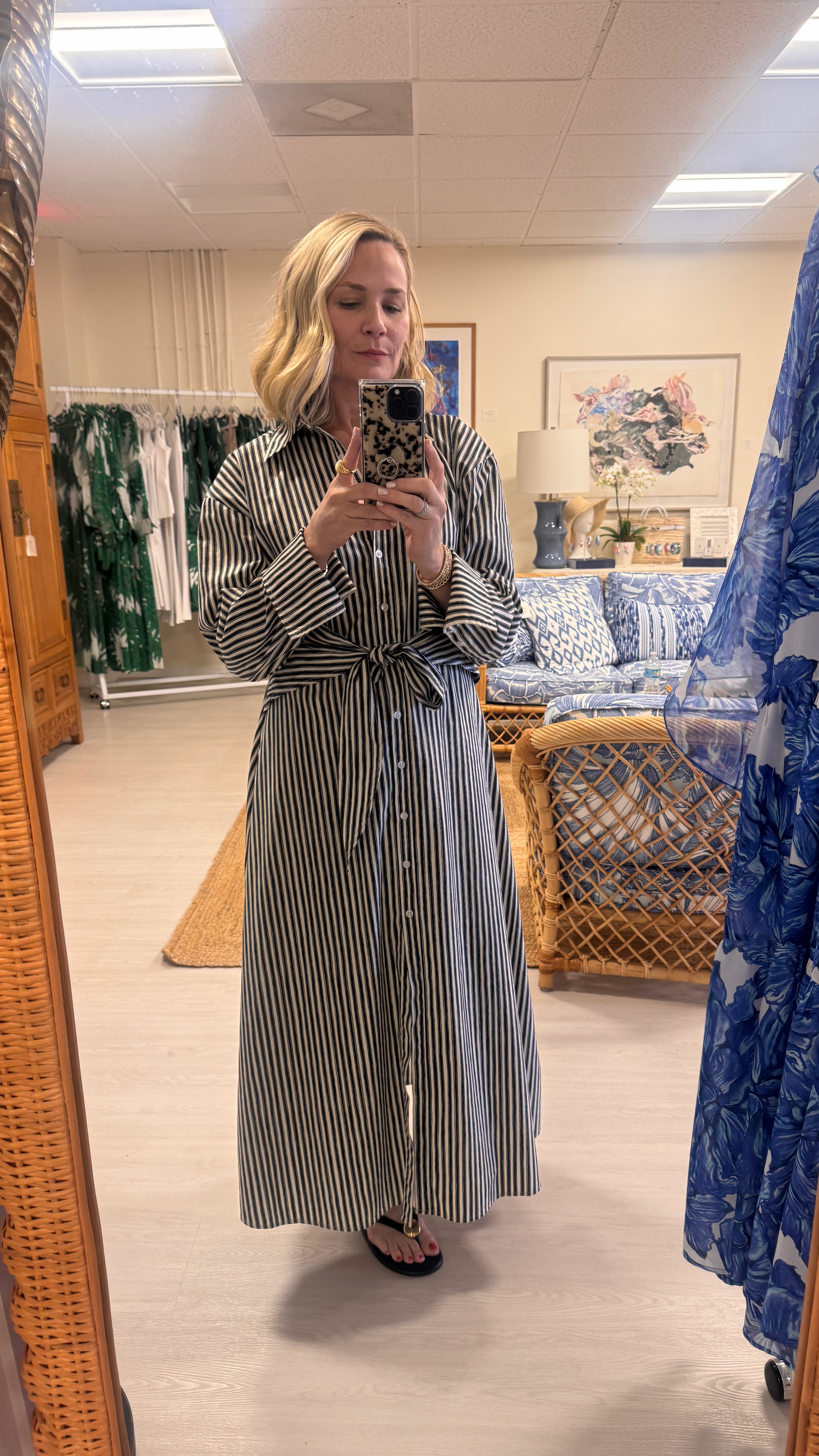 Could this be the perfect shirt dress ? 

I have been wanting to try this dress for ages so I added it to my @nuuly rental list this month and it didn’t disappoint - it’s like a classic shirt dress from the front but has an open back. It has ties that you can either secure in the front or back depending on what look you’re going for. Super soft and almost stretchy material, I will be getting a lot of wear out of this one! I love a good stripe and an easy throw on dress for spring so this checks all the boxes. 

I will link it for you on my @shop.ltk today to rent or buy. Comment for links x 

#ltkover40 #ltkcreator #naplesflorida #ltkstyletip #shopltk #ltkseasonal #wardrobeconsultant #erinsedits