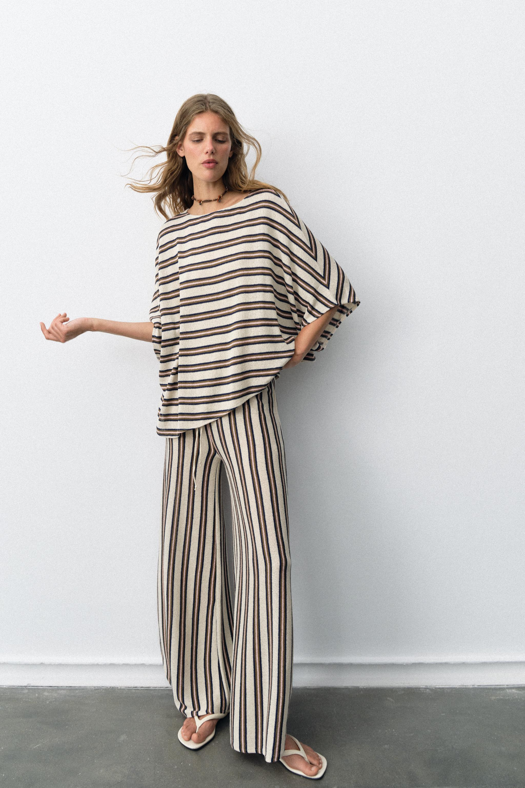 SHORT SLEEVE RUSTIC TOP | Zara UK