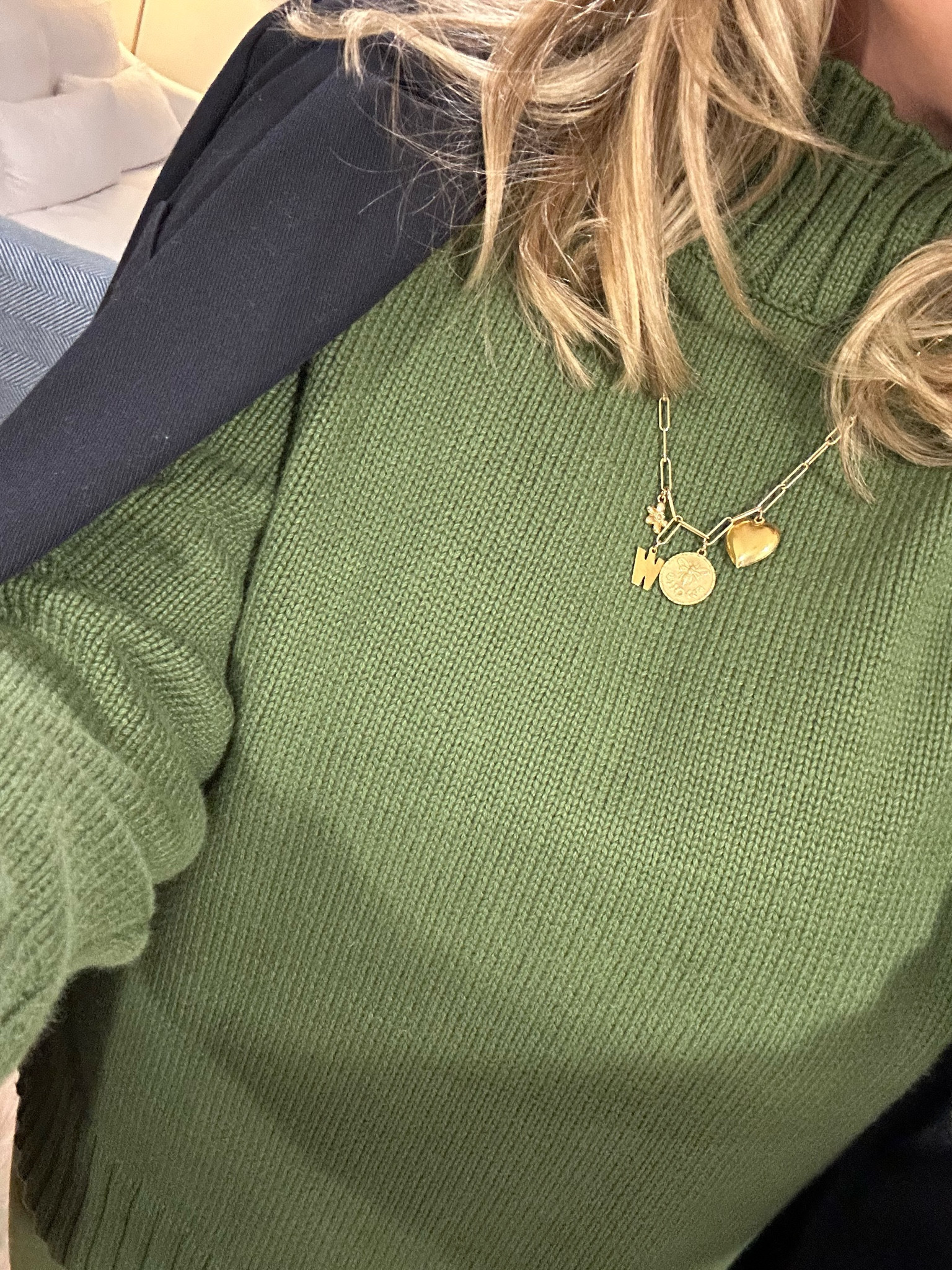 Green outfit! 

#LTKSeasonal #LTKfindsunder100 #LTKstyletip