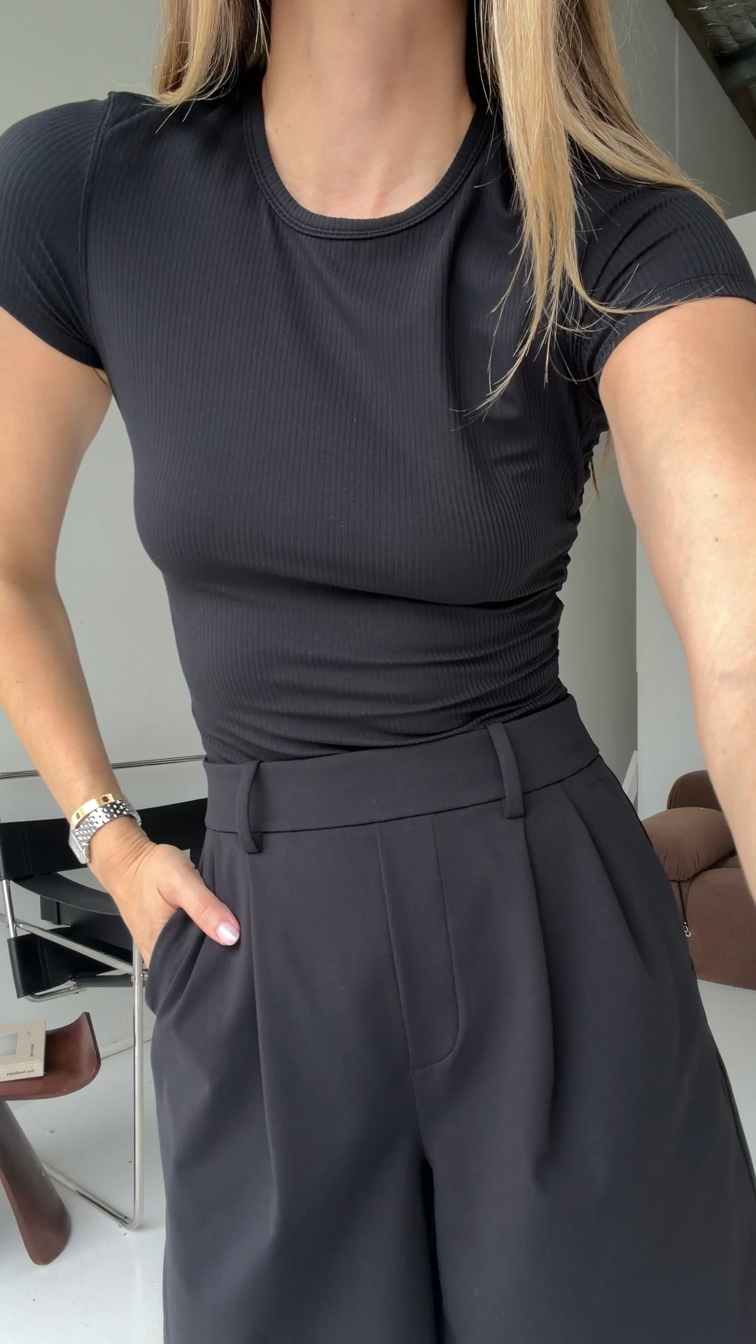 Wearing a size 6/XS in these Lululemon Daydrift Pleated High-Rise shorts & XS in the All It Takes Ribbed Niki T-Shirt 🤍 I’m 170cm for reference x

#LTKsummer #LTKaustralia #LTKworkwear