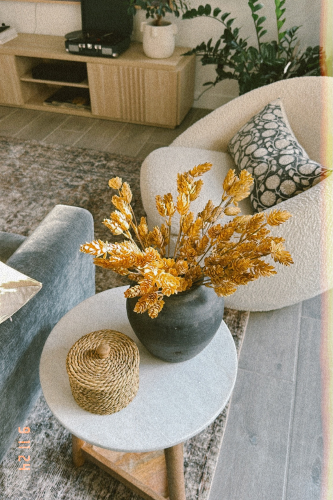 Fall Details #florals #stems #falldecor #rug #pillow #pillowcovers #livingroom 

#LTKhome #LTKSeasonal #LTKfindsunder100