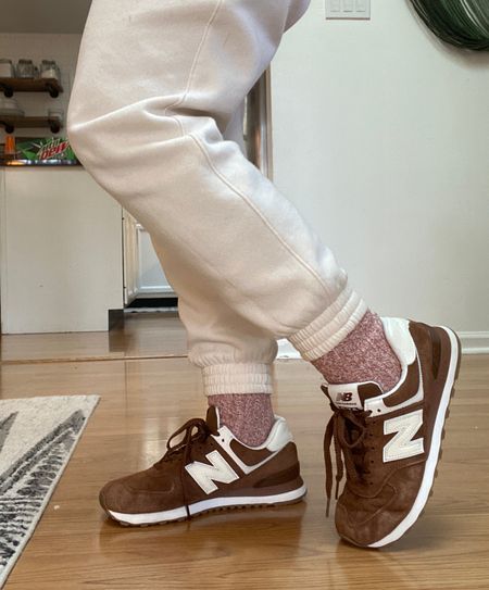 The best New Balance sneakers
Suede brown tennis shoes
Neutral tennis shoes
Womens chic sneakers

#LTKshoecrush #LTKfindsunder100