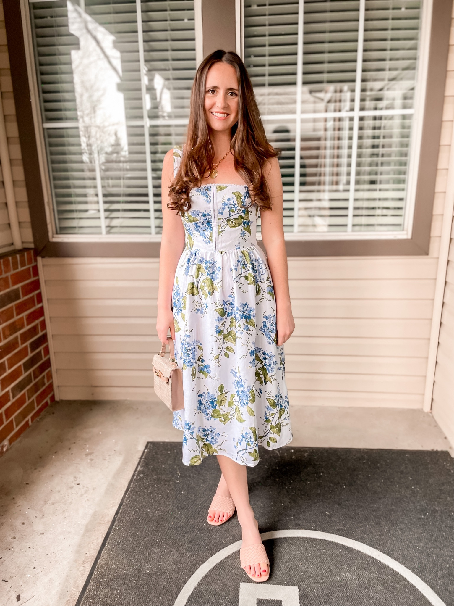 4th of July Outfit Inspiration

Summer dress, 4th of July, Fourth of July, Independence Day, summer style, summer outfit, linen dress, midi dress, hydrangea dress, reformation dress, blue and white dress, reformation 

#LTKstyletip #LTKSeasonal #LTKFind