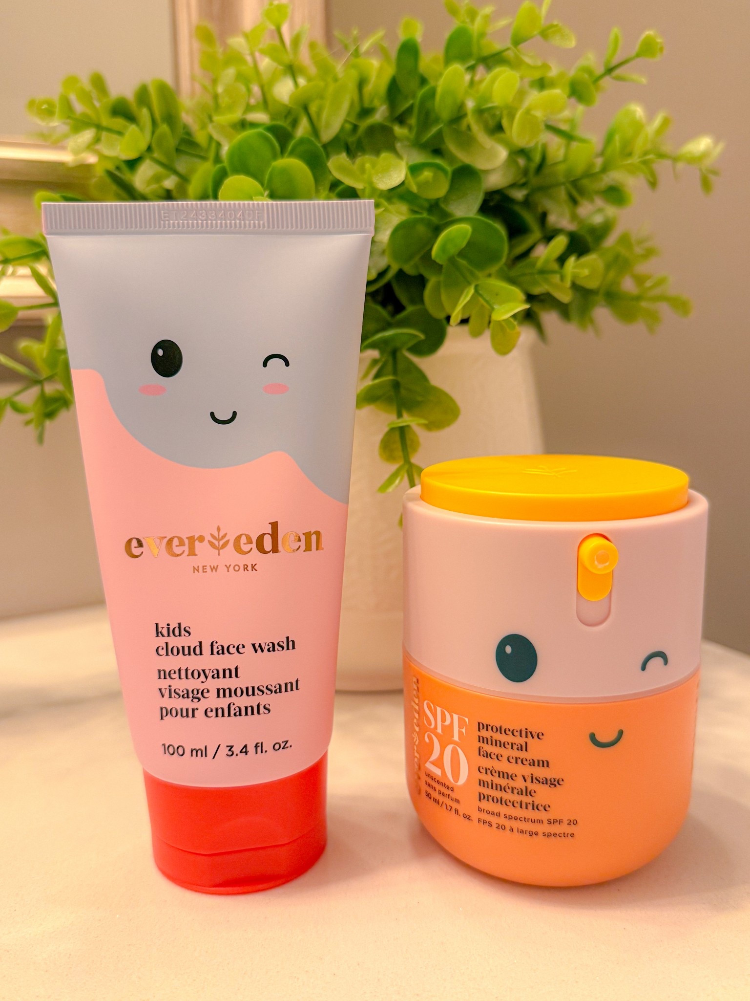 Smells amazing and the cutest packaging! 🫧 big fan of teaching kids the importance of CLEAN skin. Washing their faces and using SPF is so important - not all the other crazy stuff  

#LTKFindsUnder50 #LTKKids #LTKBeauty