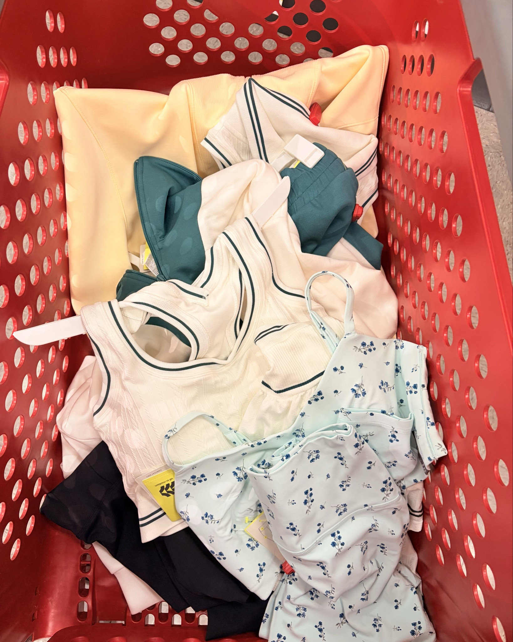 Happy Saturday!☺️ 30% Off All in Motion & Joylab activewear ends today!!🤩 Here’s what I got in my Target cart and swipe to see what else I saw on sale!!🎯😄 I love that I can mix & match the first sets and the color combo of green/white/cream colors!!🤍💚😍 The details on these new pieces are so good!!🙌😍 The cable knit texture on the racerback sports bra with the matching skort ( has pockets on both sides ), & polo tank top is so cute!!☺️ The mint green floral set is so cute and feels very soft!!🥰 The airy sleek half zip bubble hem pullover in cream/green color with the airy shorts ( has pockets ) is one of my favorites from the new arrivals!!🥰 The light yellow airy zip up pullover with the super flex high-rise pocketed black leggings is the only outfit that I didn’t take a picture of that I also bought in the cart with these new arrivals!!😊 I did take a picture of the yellow pullover when I got it off the rack!!💛☺️ All these pieces come in more colors! Did you shop this sale?🤔


#targethaul #targetsale #newattarget #newarrivals #allinmotion 


#LTKOver40 #LTKActive #LTKSaleAlert