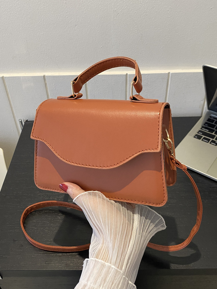 Mulheres Cor Sólida Portátil Ombro Bolsa Transversal , Diariamente Pu Magnético Virar Bolsa Co... | SHEIN