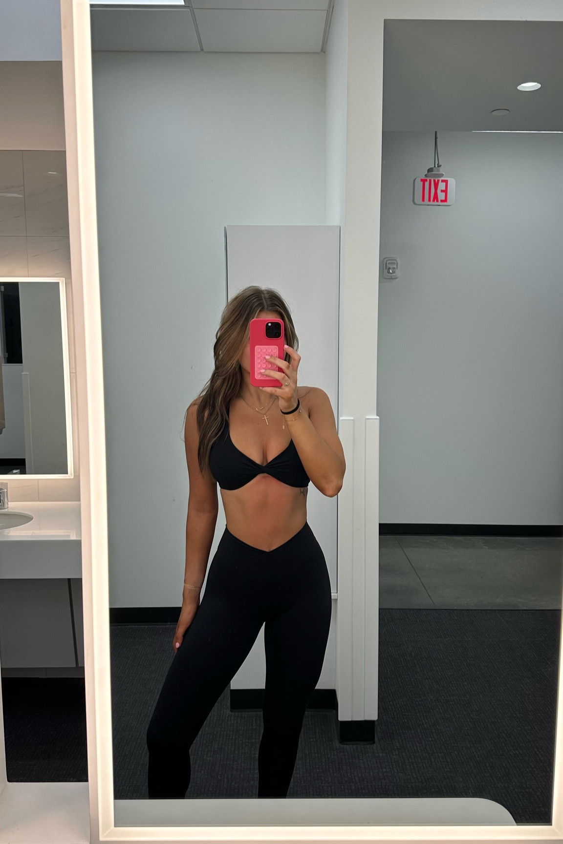 All black! 

top: size medium
bottoms: small

#LTKFindsUnder100 #LTKStyleTip #LTKActive