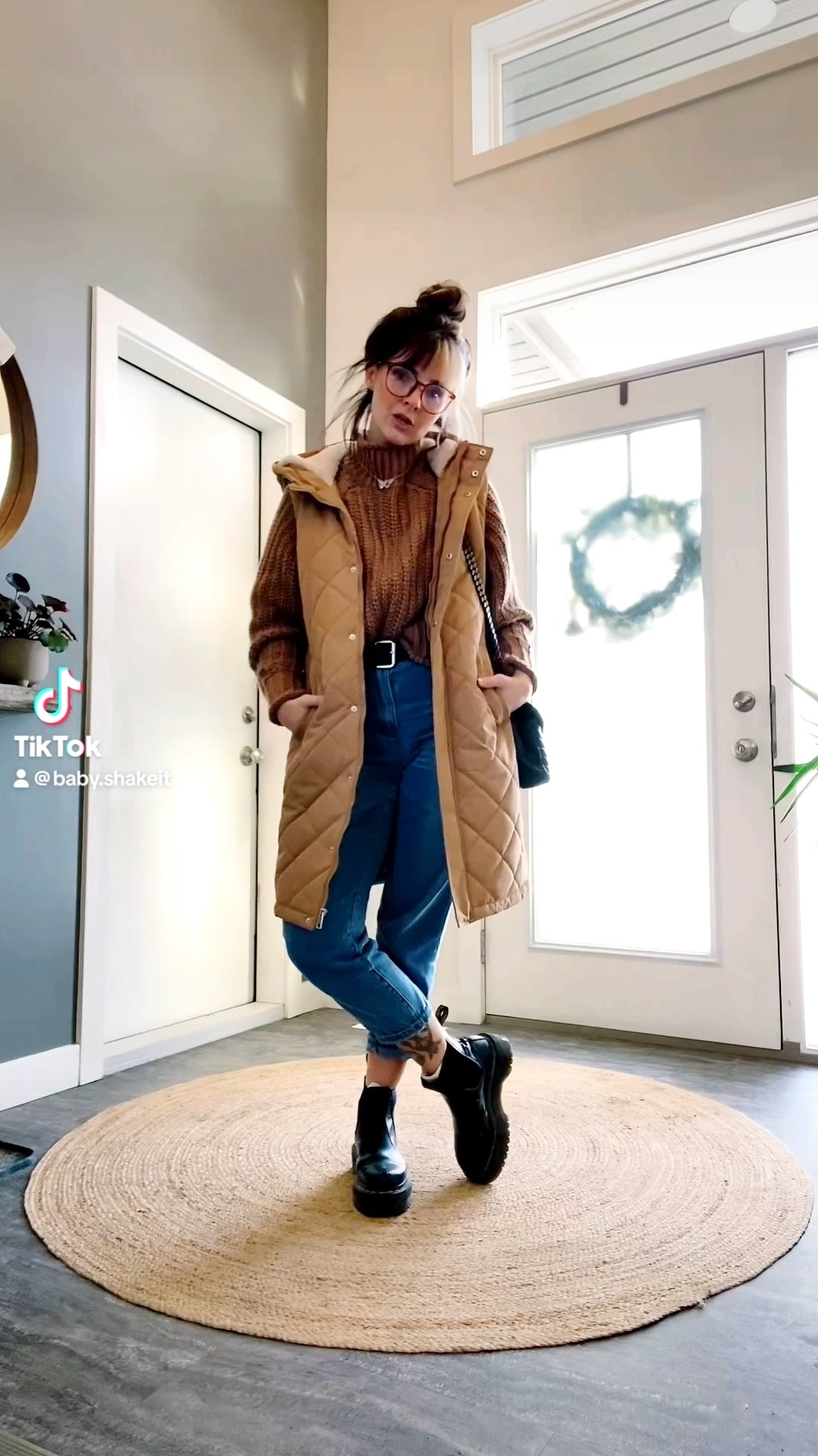 Found this steal of a deal Vero Moda quilted vest! It is so comfy and warm enough for those milder winter days!

My jewelry is from Etah love! 

#LTKsalealert #LTKSeasonal #LTKstyletip