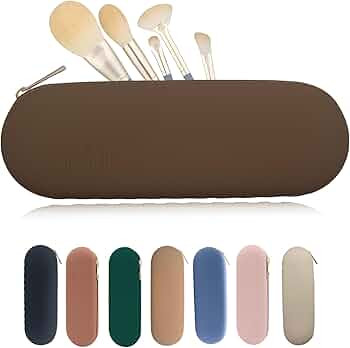 Shunvan life Silicone Makeup Brush Holder, Large Capacity Makeup Brush Bag with Anti-Fall Out Zip... | Amazon (US)