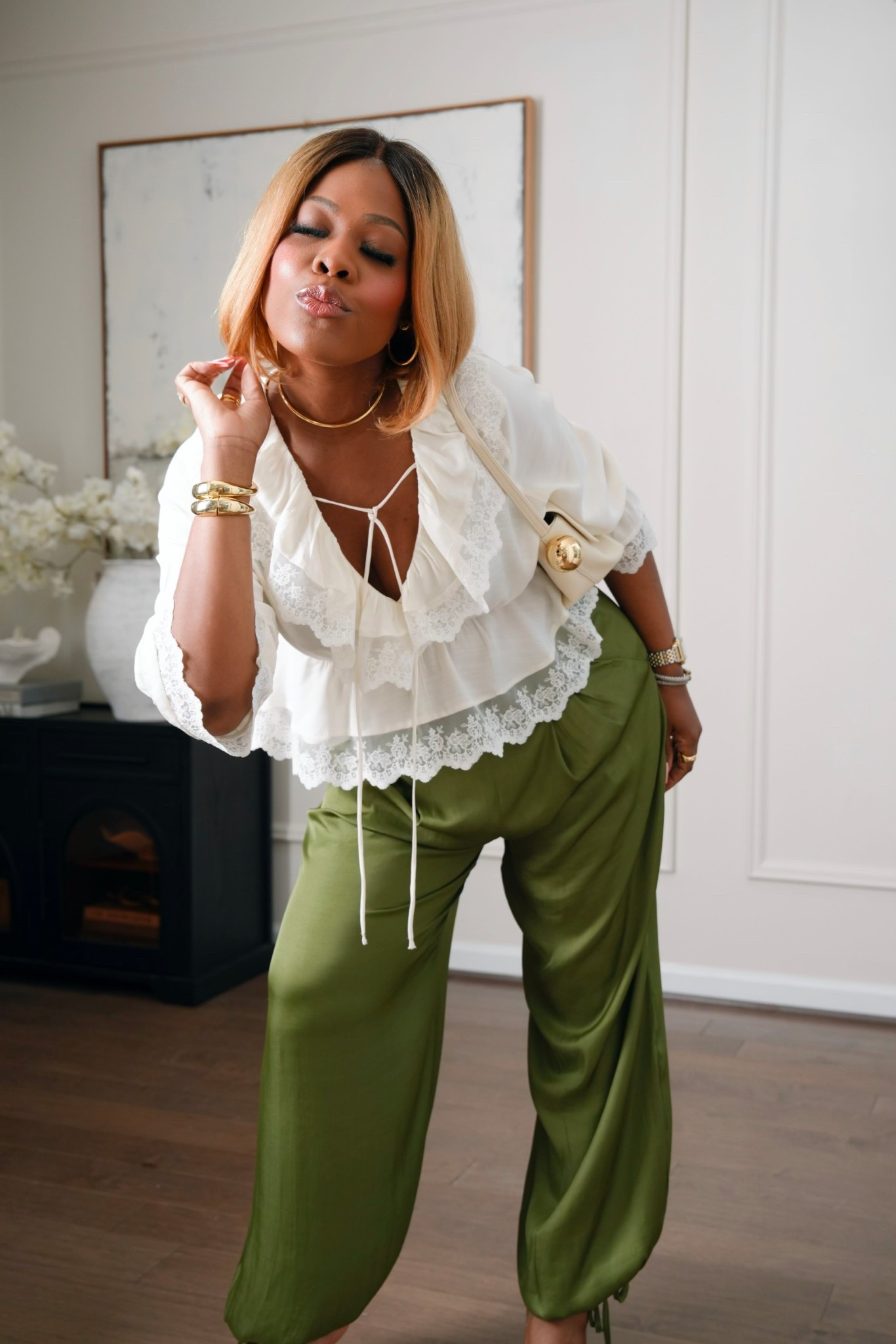 A quick outfit check and I’m loving my makeup today 💋 sharing my favorite products for a makeup that last me all day! 

#LTKBeauty #LTKMothersDay #LTKMidsize