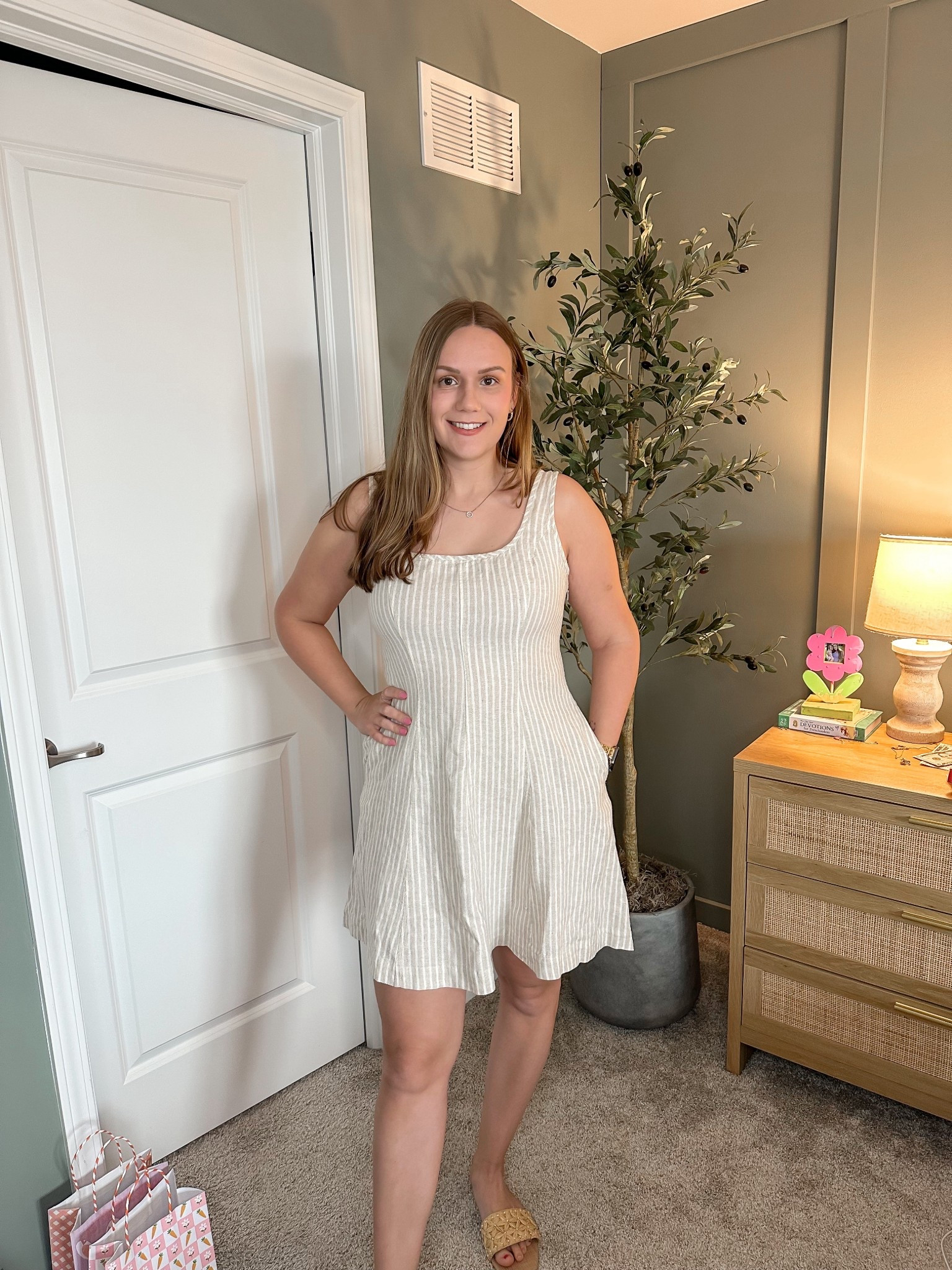 This neutral striped linen dress is the definition of effortless 🤍✨ it’s the kind of piece you can throw on and instantly look put together 🙌🏼

#LTKstyle #LTKfinds #LTKunder50 #NeutralStyle #LinenDress #SpringStyle #SummerStyle #EverydayOutfit #AffordableFashion #MinimalStyle 