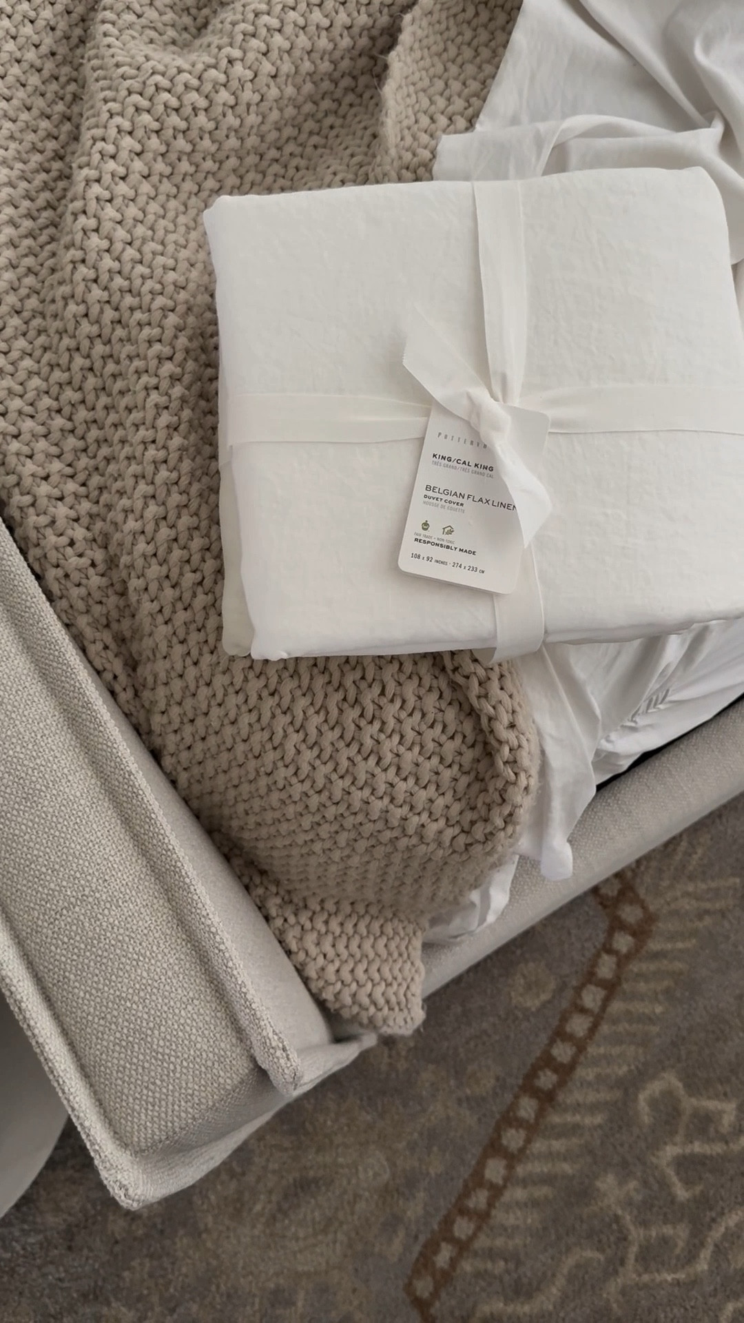 Can’t wait to get this beautiful duvet cover on my bed! 🤩

Pottery barn 
Linen duvet cover
Bedroom
Master bedroom 
Bedroom rug 
Master bedroom bed frame 
McGee and co 
Studio McGee 
McGee and co dupe 
Bedding 
Transitional bedroom
Classic bedroom 


#LTKSaleAlert #LTKHome #LTKU