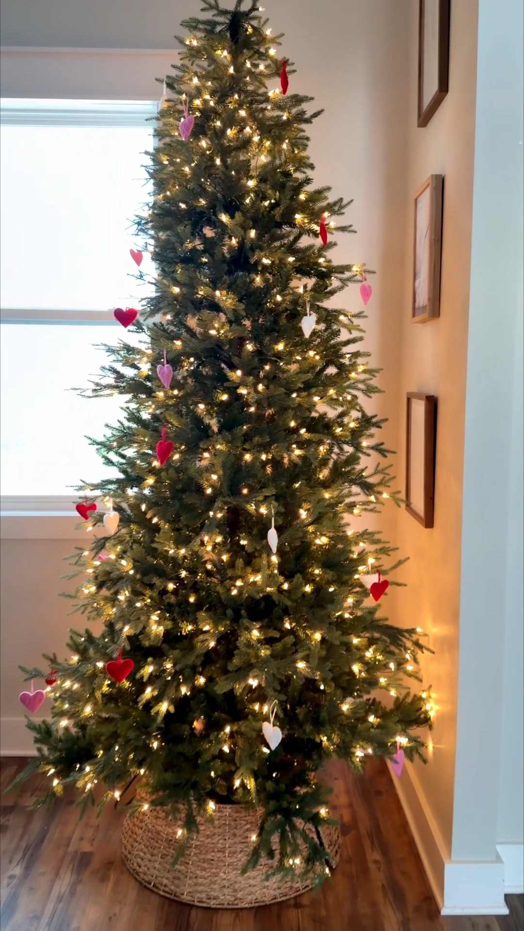 Valentine’s Day Christmas Tree!! 💕 

#homeinspiration #valentinesday #home decor 

#LTKmomlife #LTKHome #LTKValentine