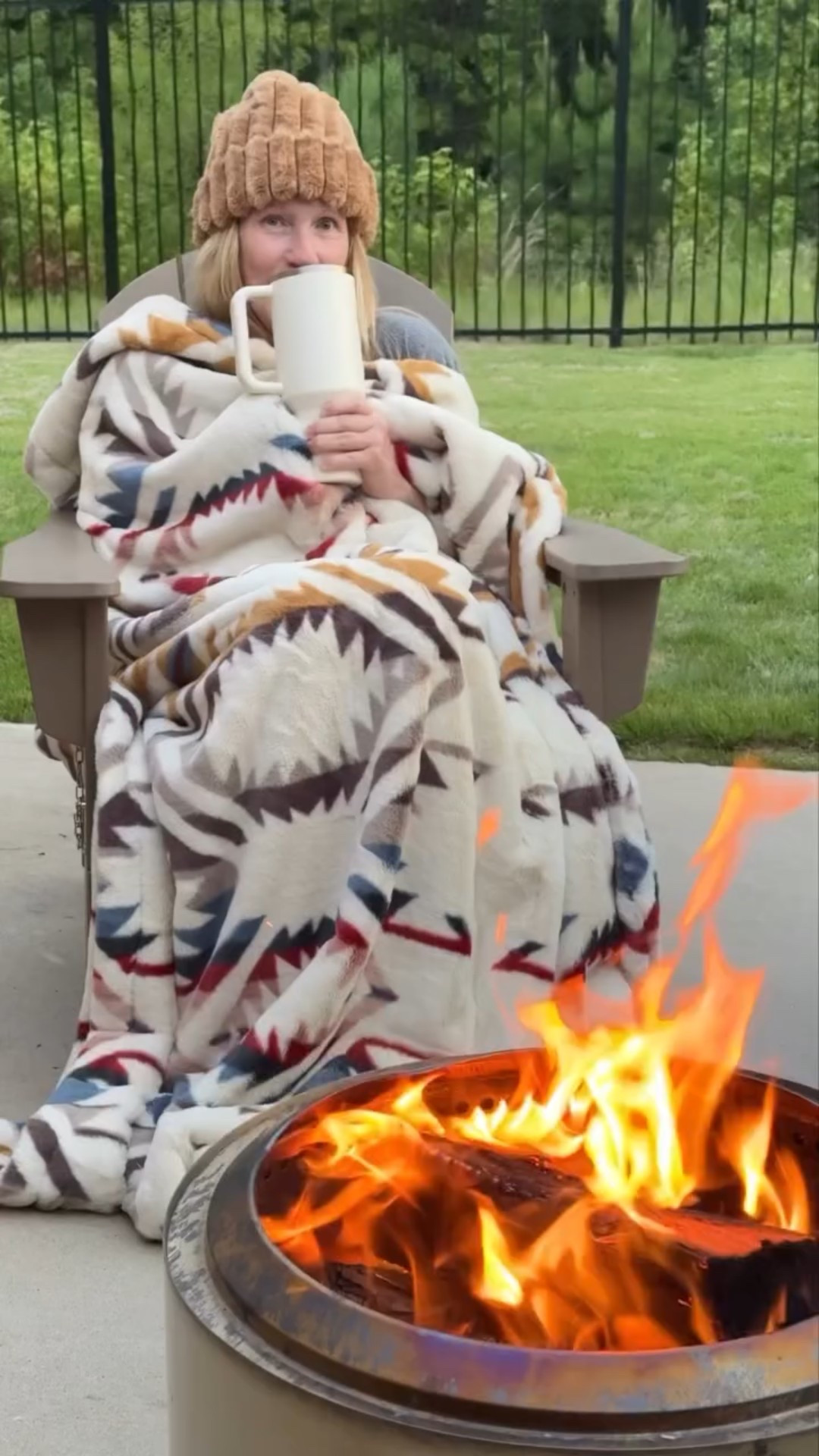 Get cozy with Mozy! 🔥 the wearable thermal wrap built to keep you 500% warmer than a stadium blanket! No more shivering! ❄️🫠

✅wind proof + weatherproof 
✅hands-free, no-slip fit
✅flame retardant (fire pit approved) 
✅deep pockets. custom patches. machine washable

Fall, game days, fire pit hangs are coming fast. Don’t freeze. Get the Mozy!

Learn more about @get_the_mozy in my LTK shop in the app! I’ve linked the Mozy in my LTK shop so you can shop directly from there! 

@shop.ltk #liketkit 

#LiveLifeWarmly #GetTheMozy #ad