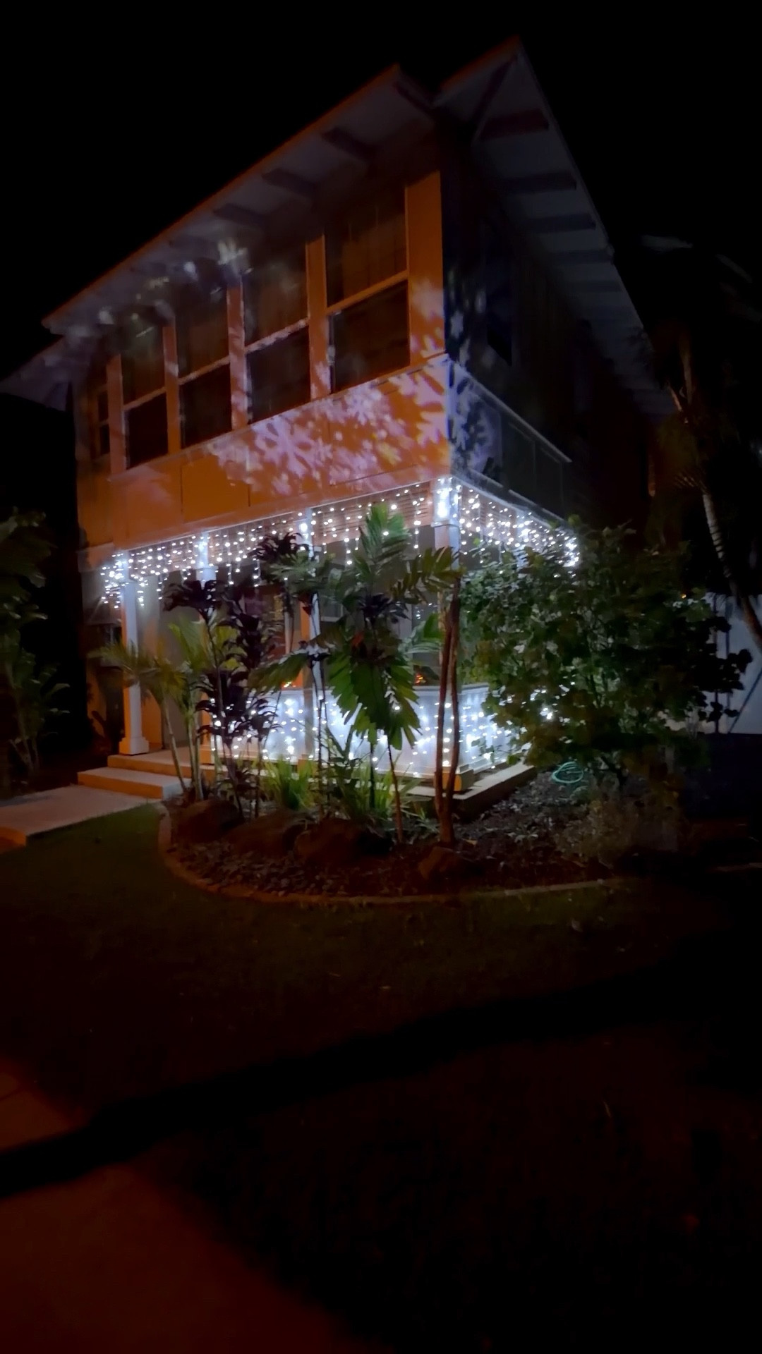 It’s officially the Christmas season✨

Christmas lights
Holiday decor
Home decor
Christmas lights
Christmas tree
Christmas 2025

#LTKHoliday #LTKSeasonal #LTKFindsUnder50